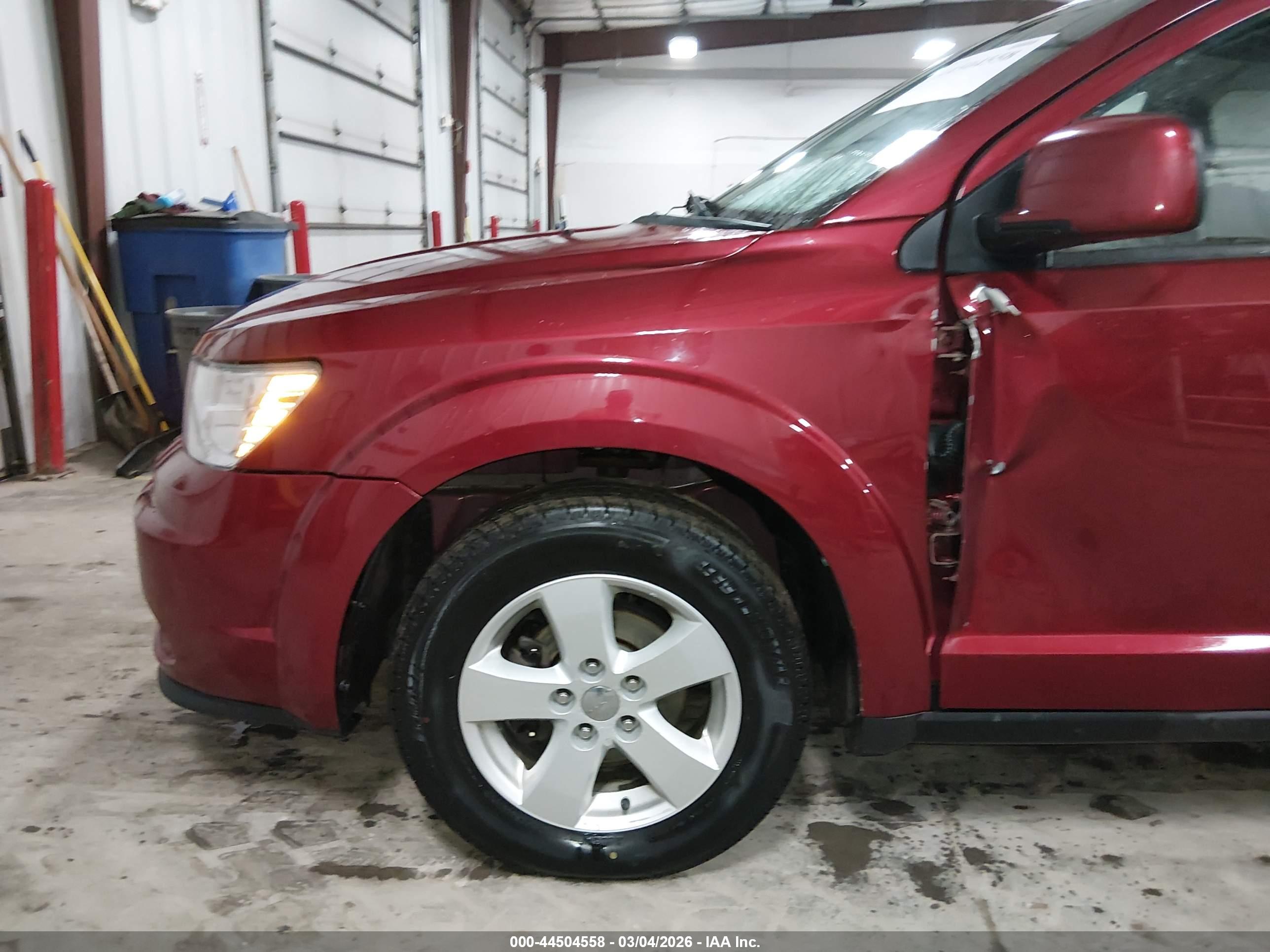 DODGE JOURNEY image 6