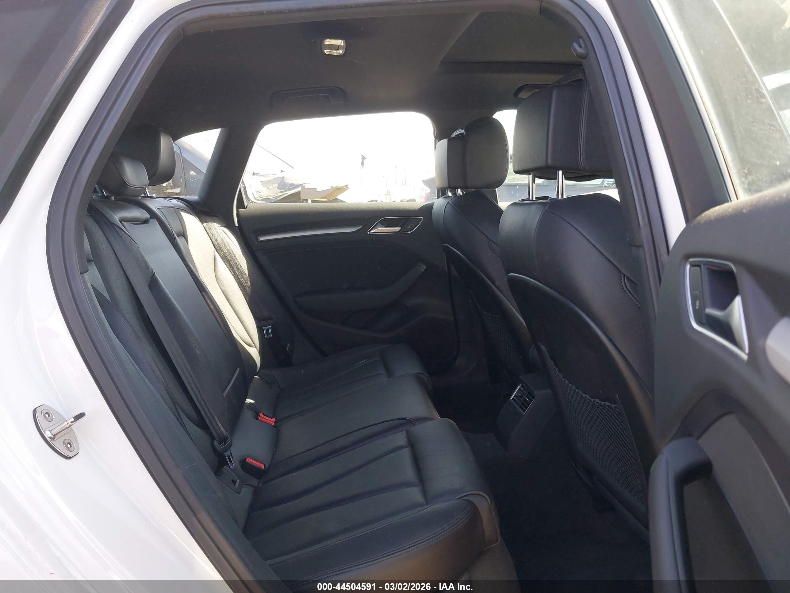 AUDI A3 image 8