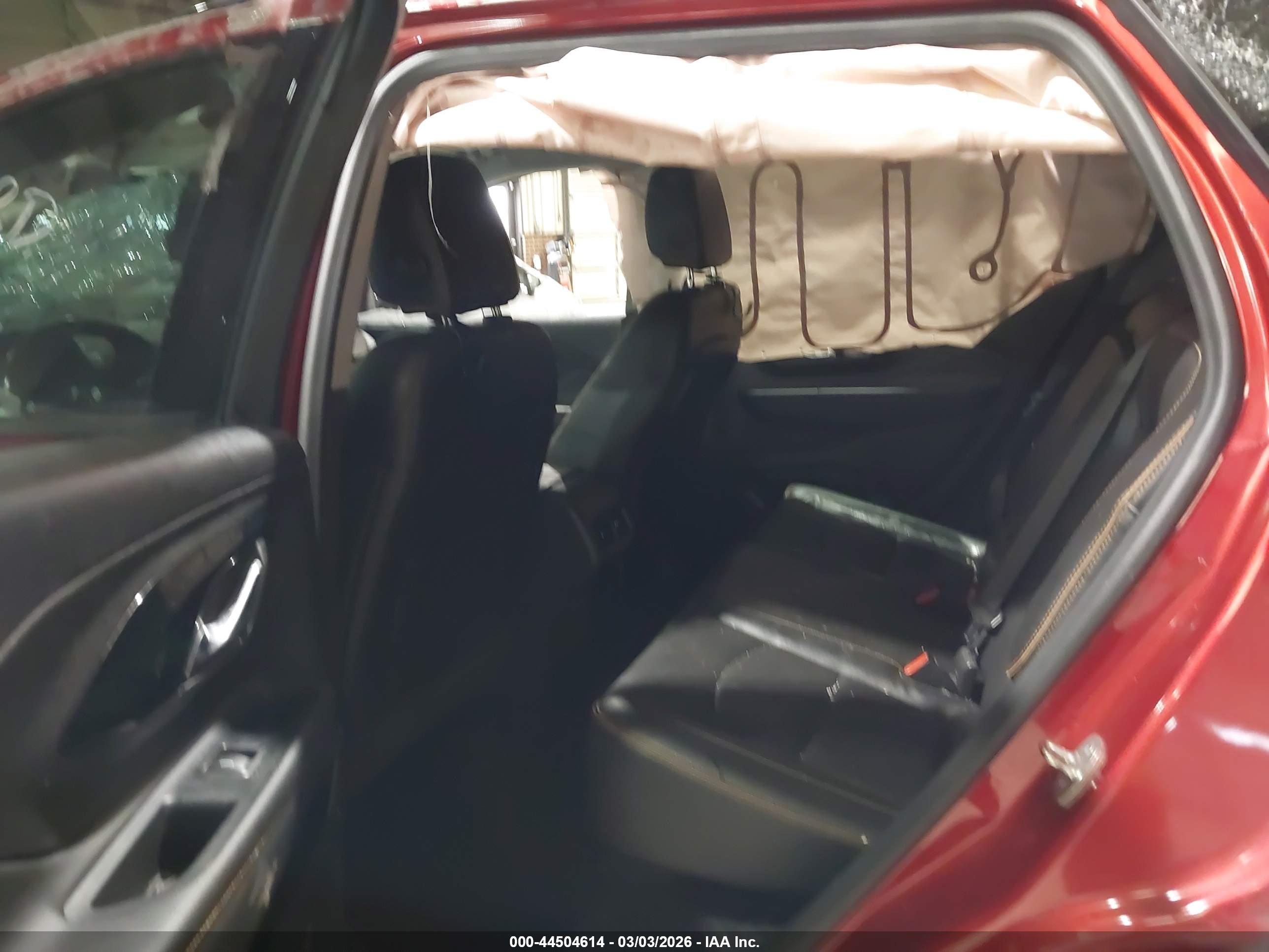GMC TERRAIN image 8
