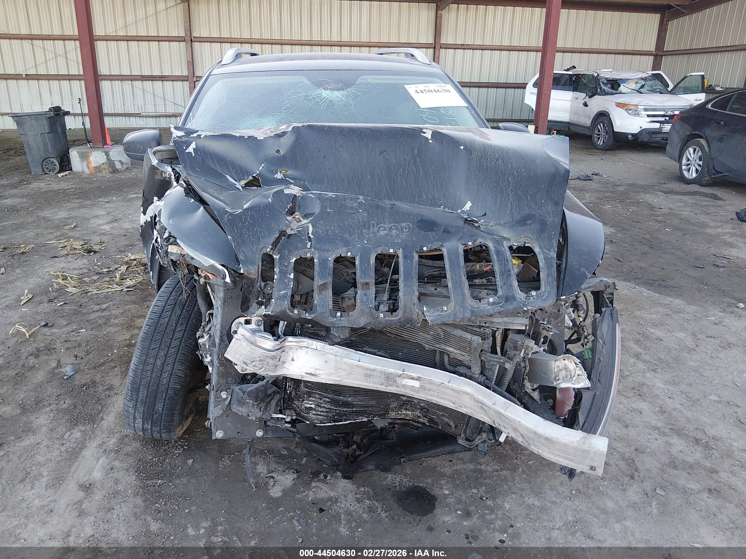 JEEP CHEROKEE image 6