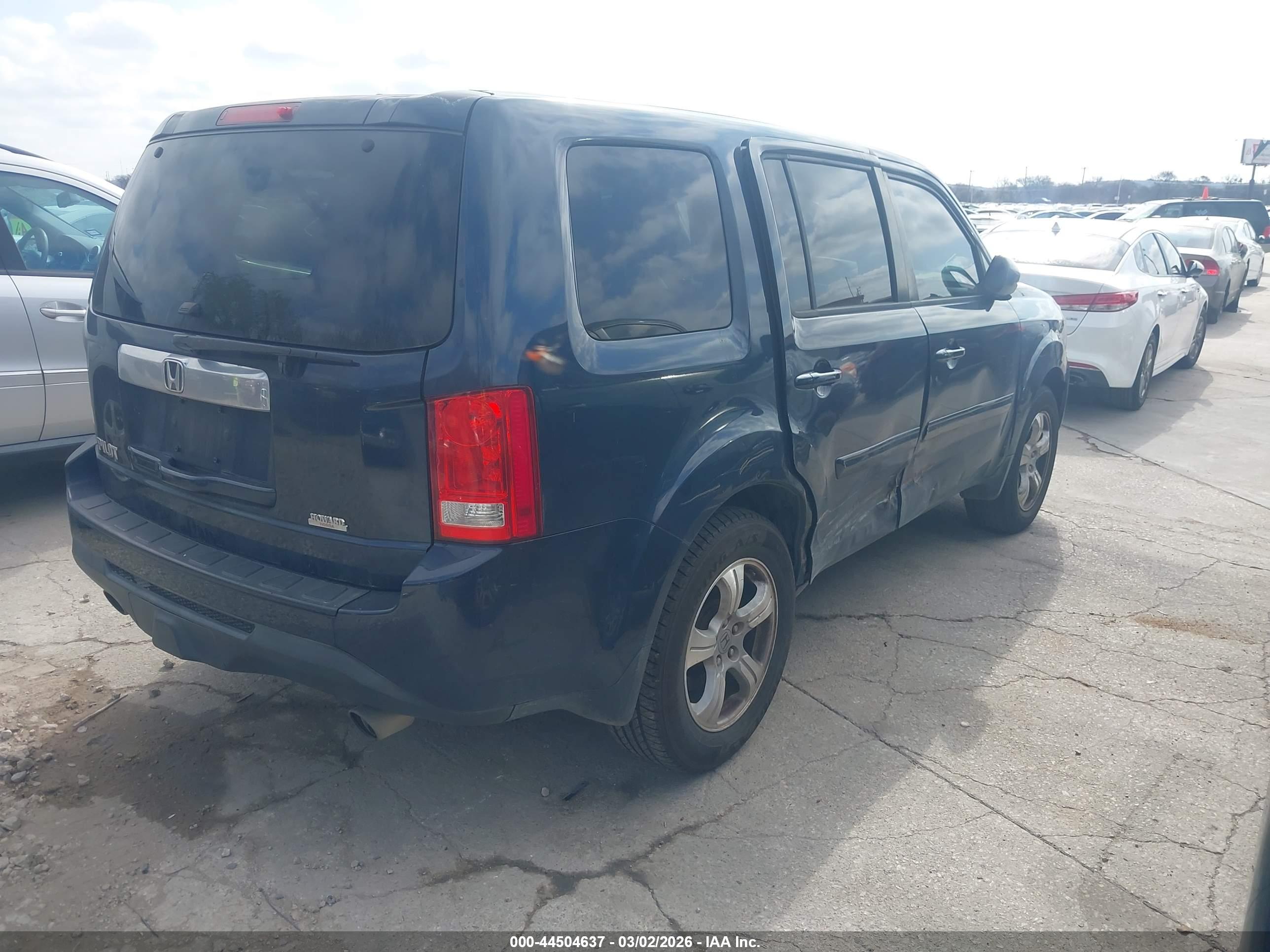 HONDA PILOT image 4
