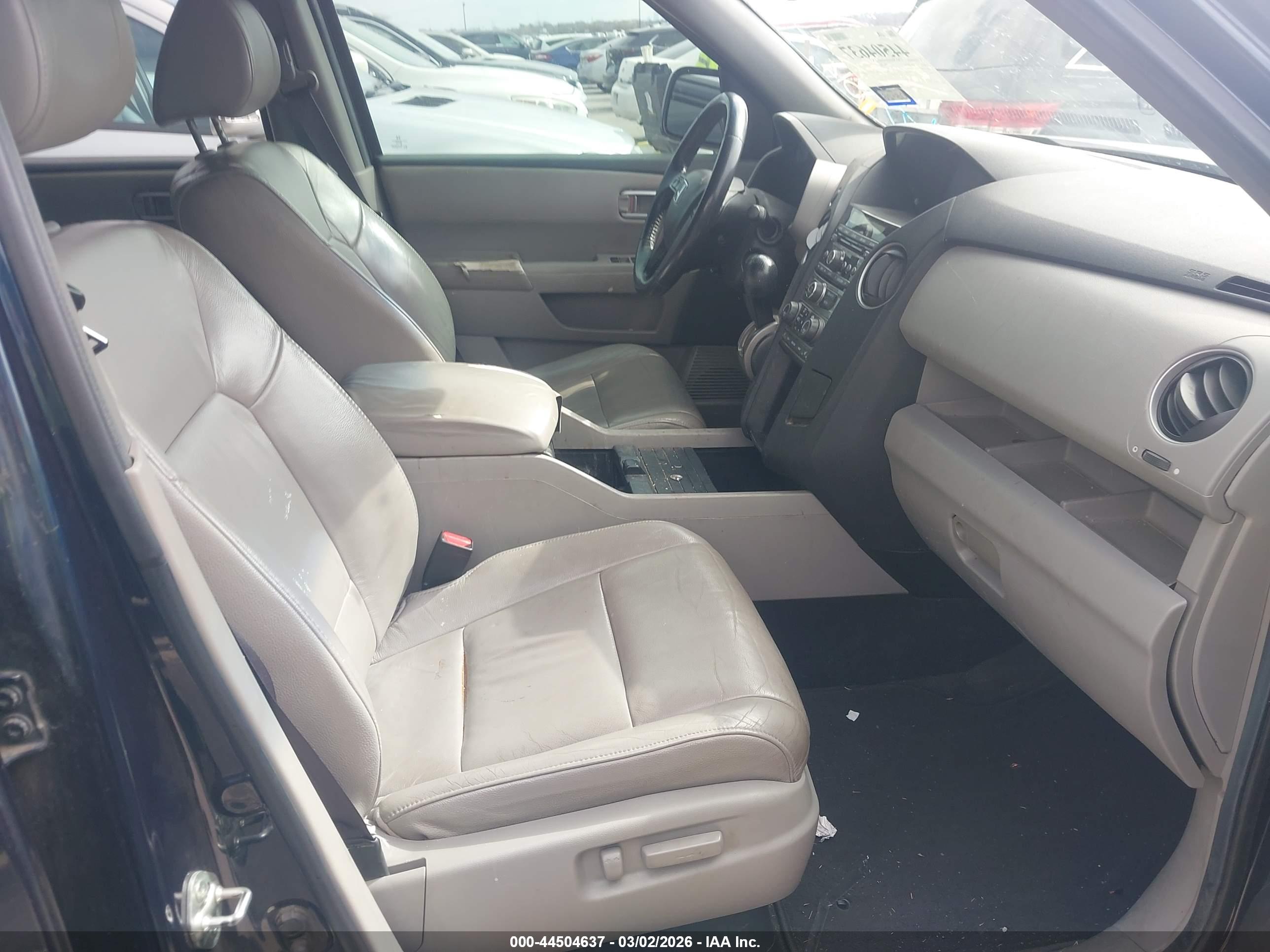 HONDA PILOT image 5