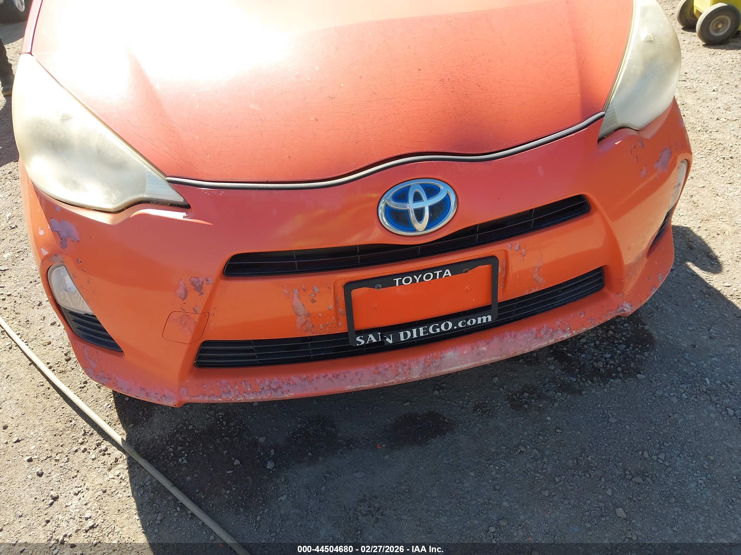 TOYOTA PRIUS image 6