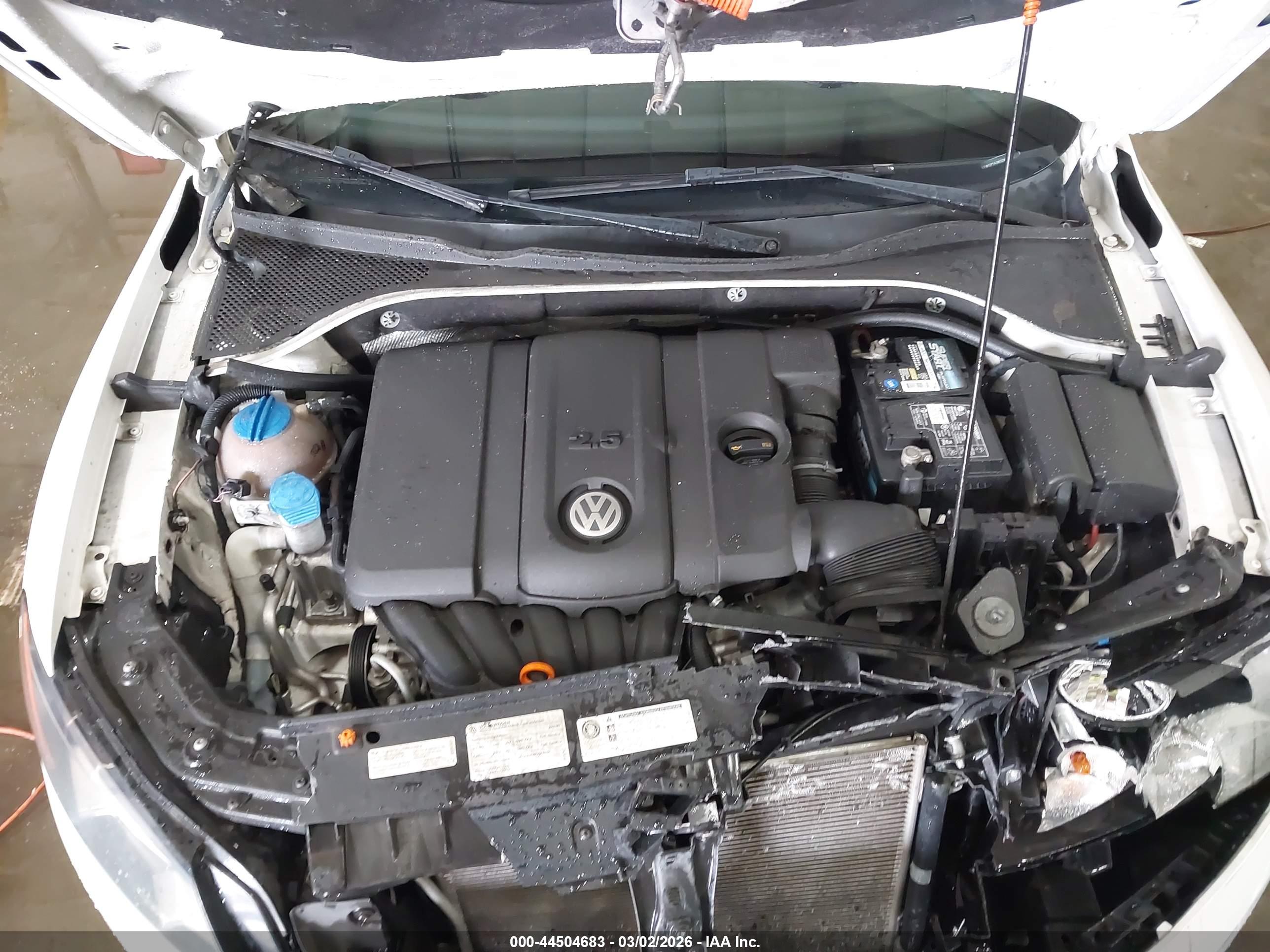 VOLKSWAGEN PASSAT image 10