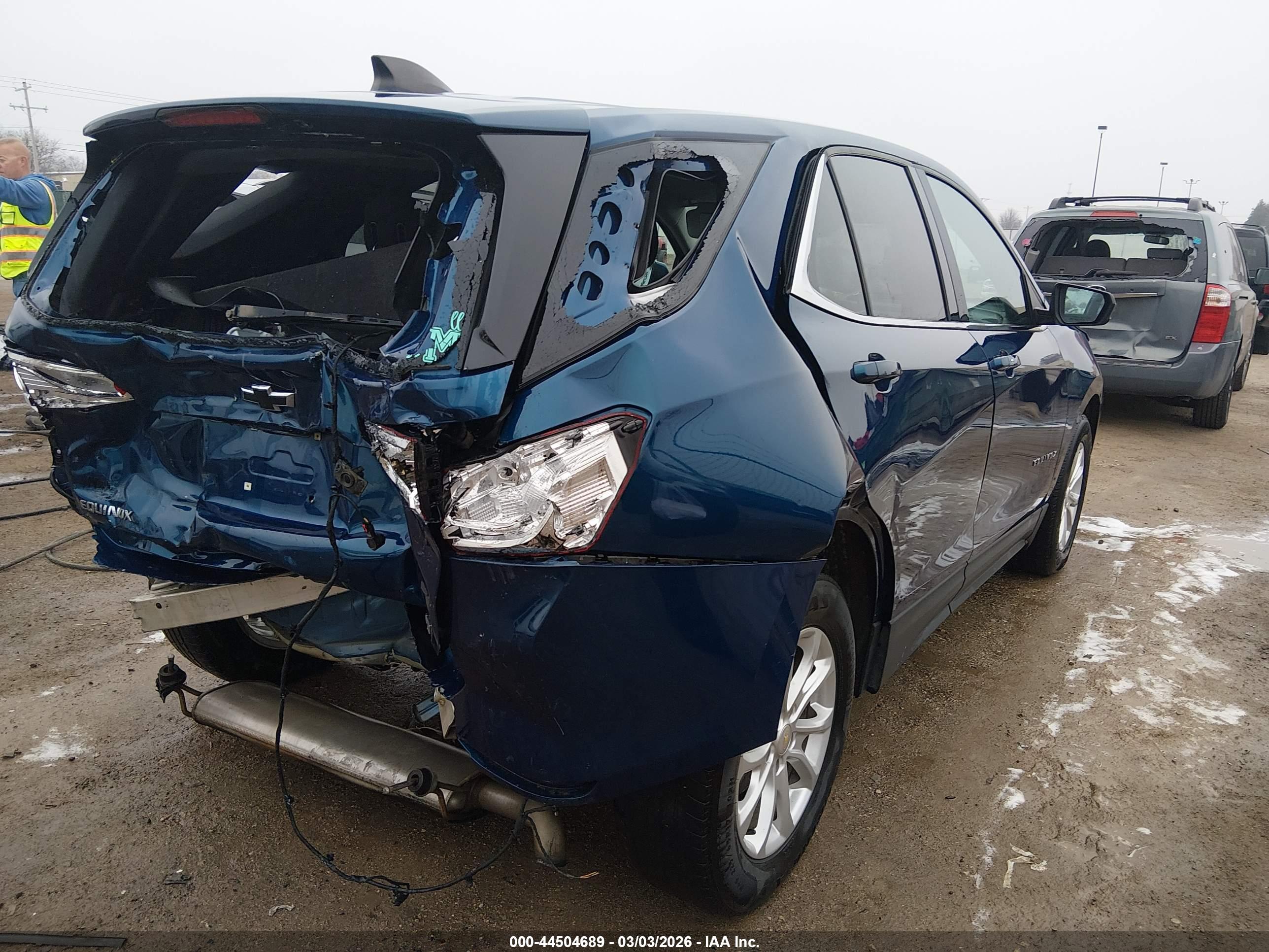 CHEVROLET EQUINOX image 4