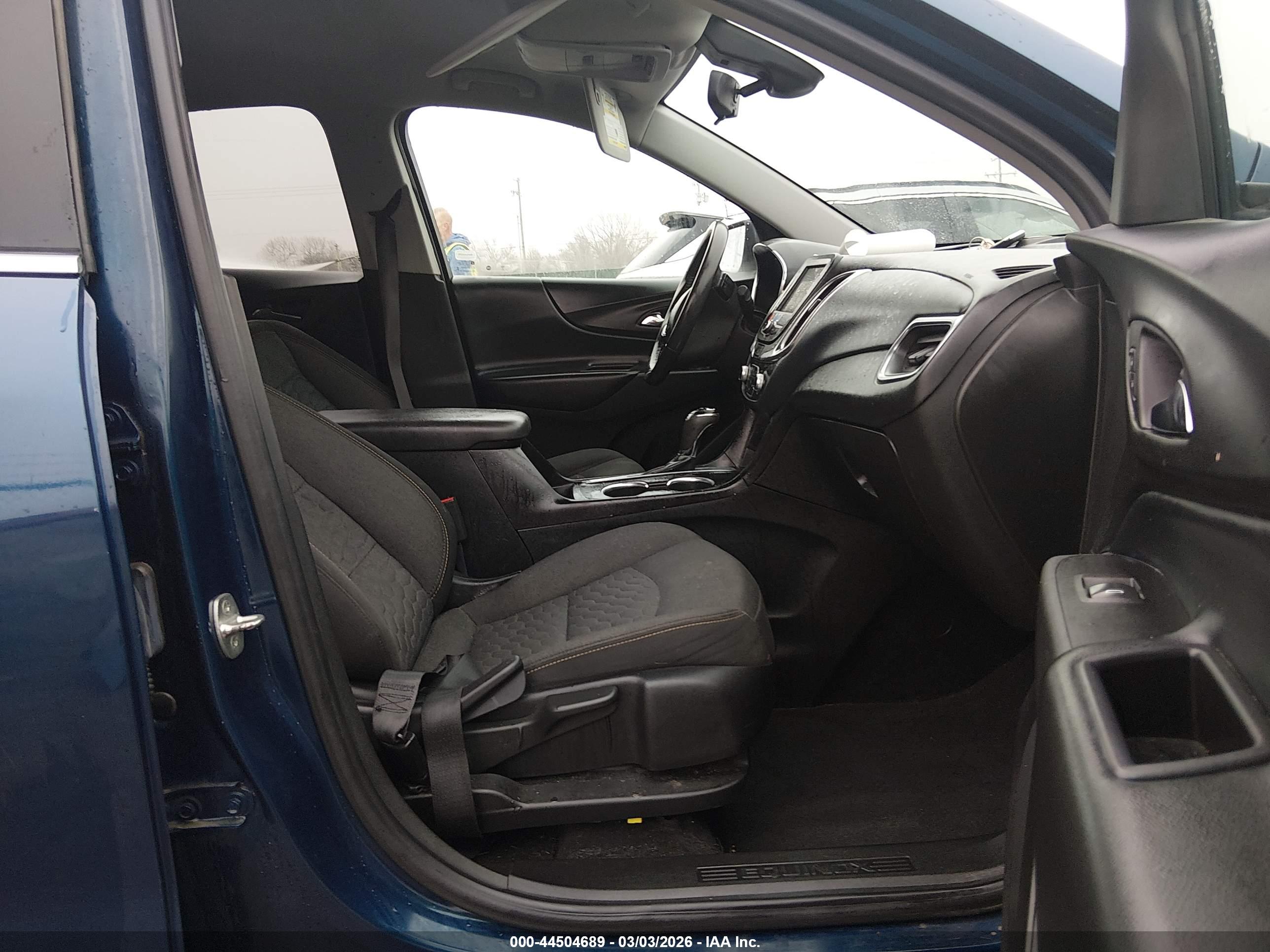 CHEVROLET EQUINOX image 5