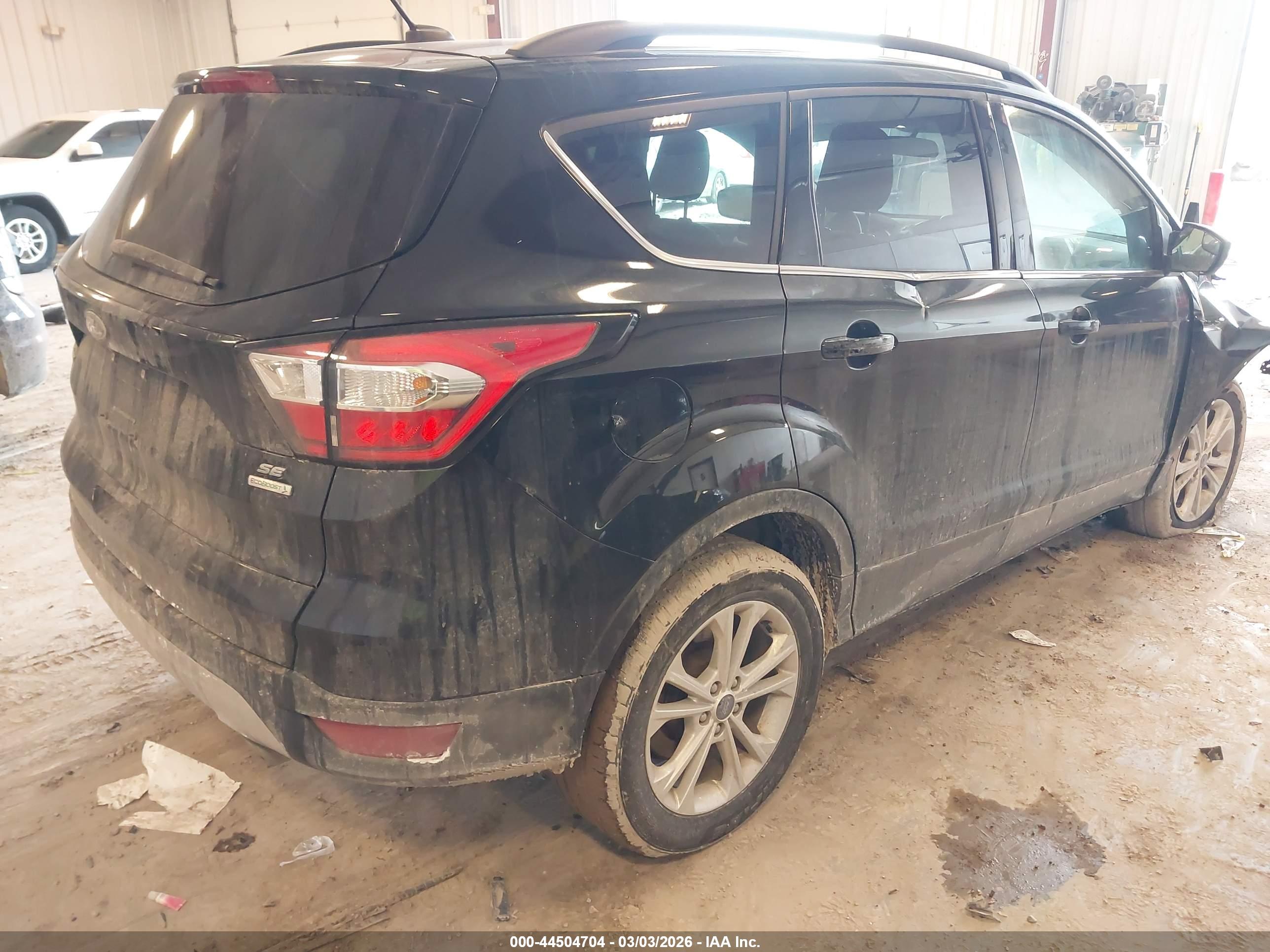 FORD ESCAPE image 4