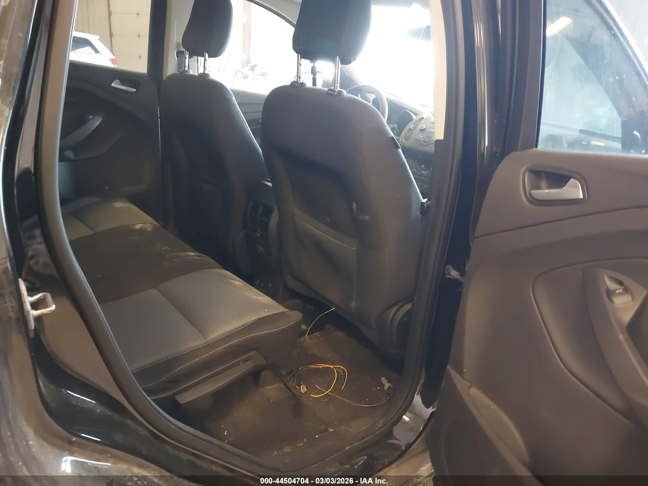 FORD ESCAPE image 8