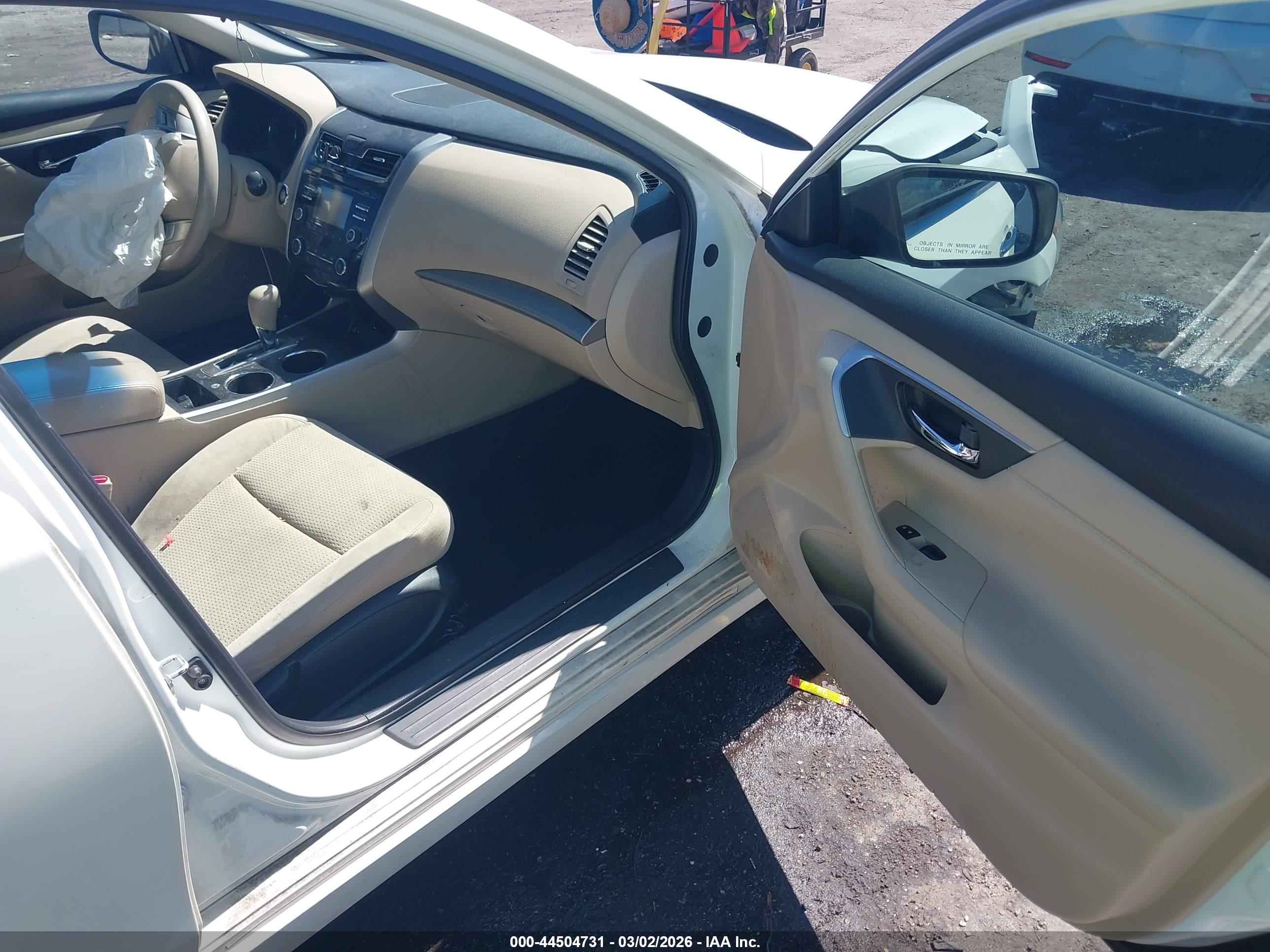 NISSAN ALTIMA image 5
