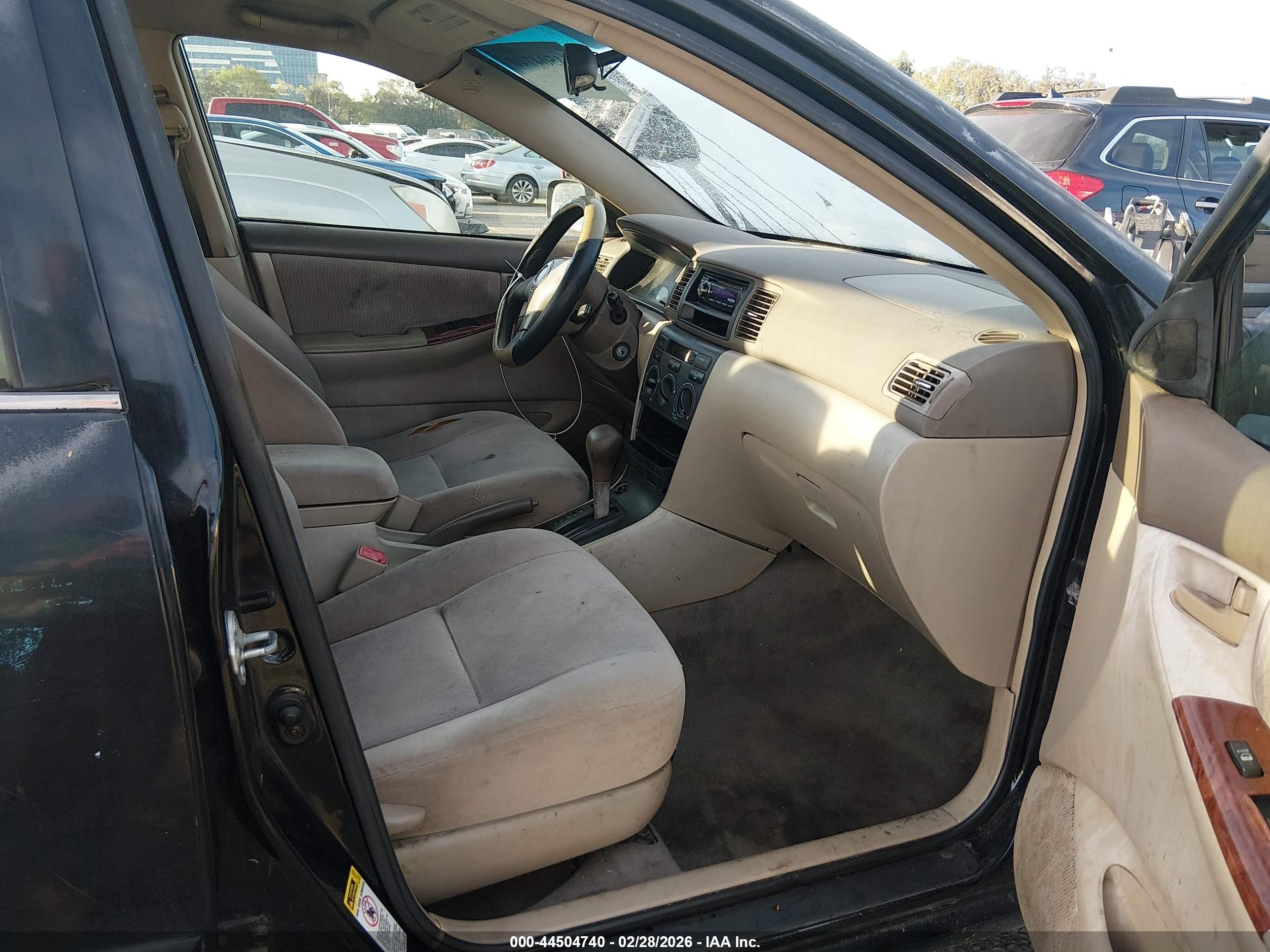 TOYOTA COROLLA image 5