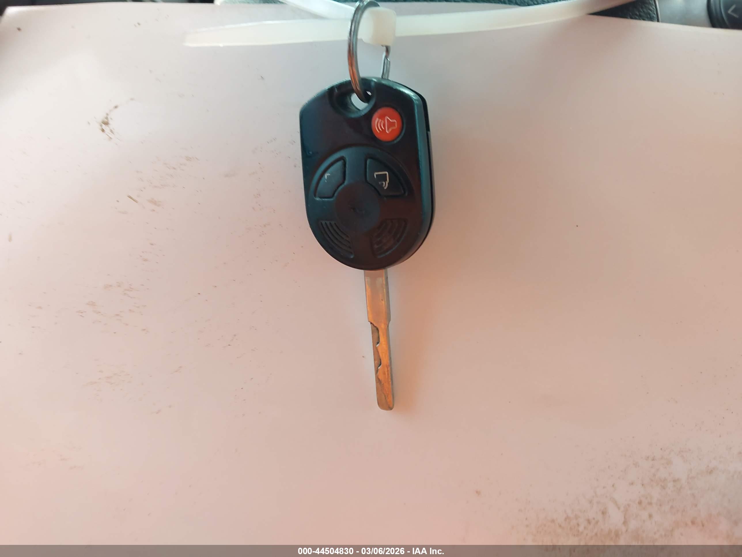 FORD ESCAPE image 11