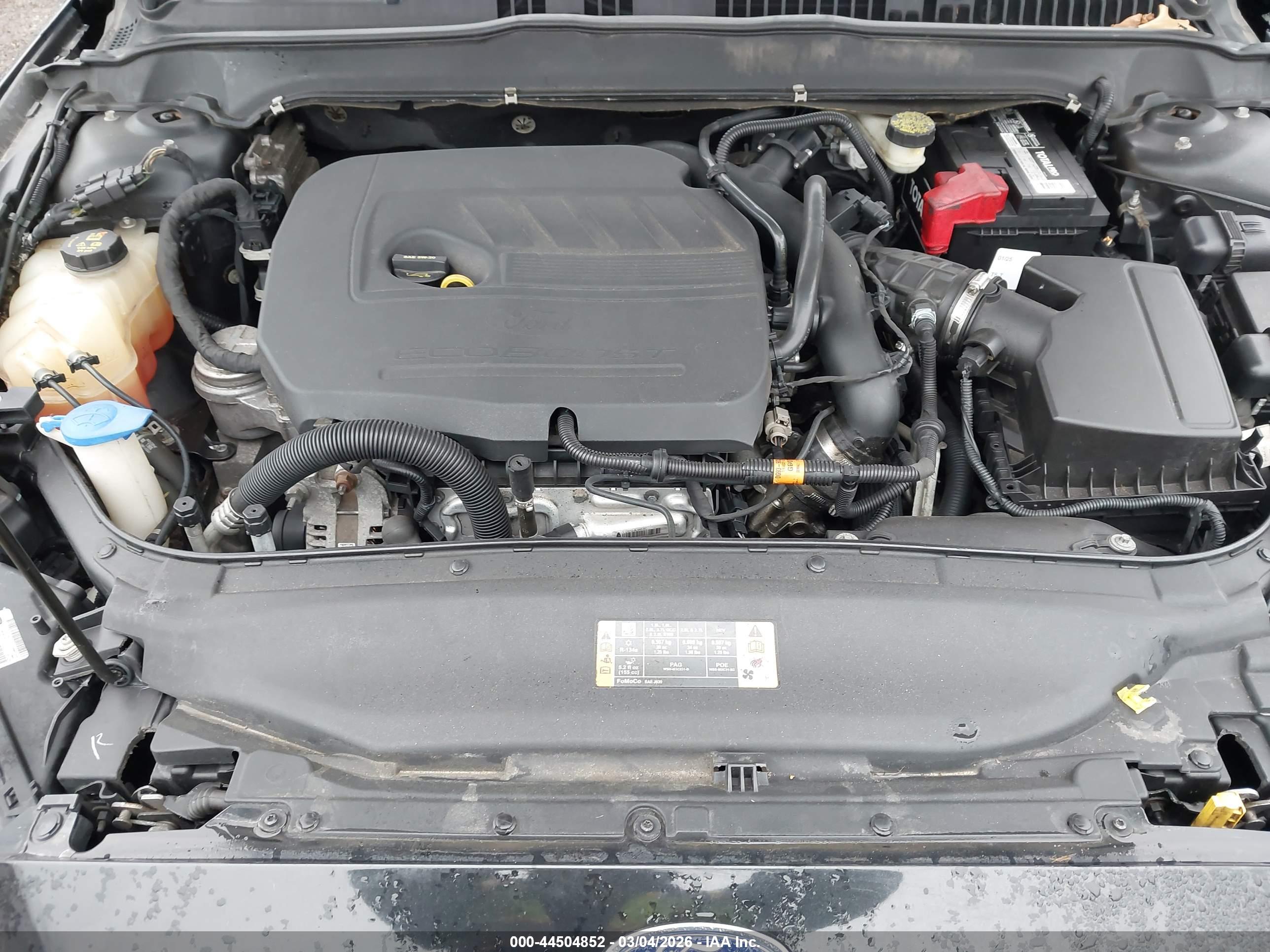 FORD FUSION image 10