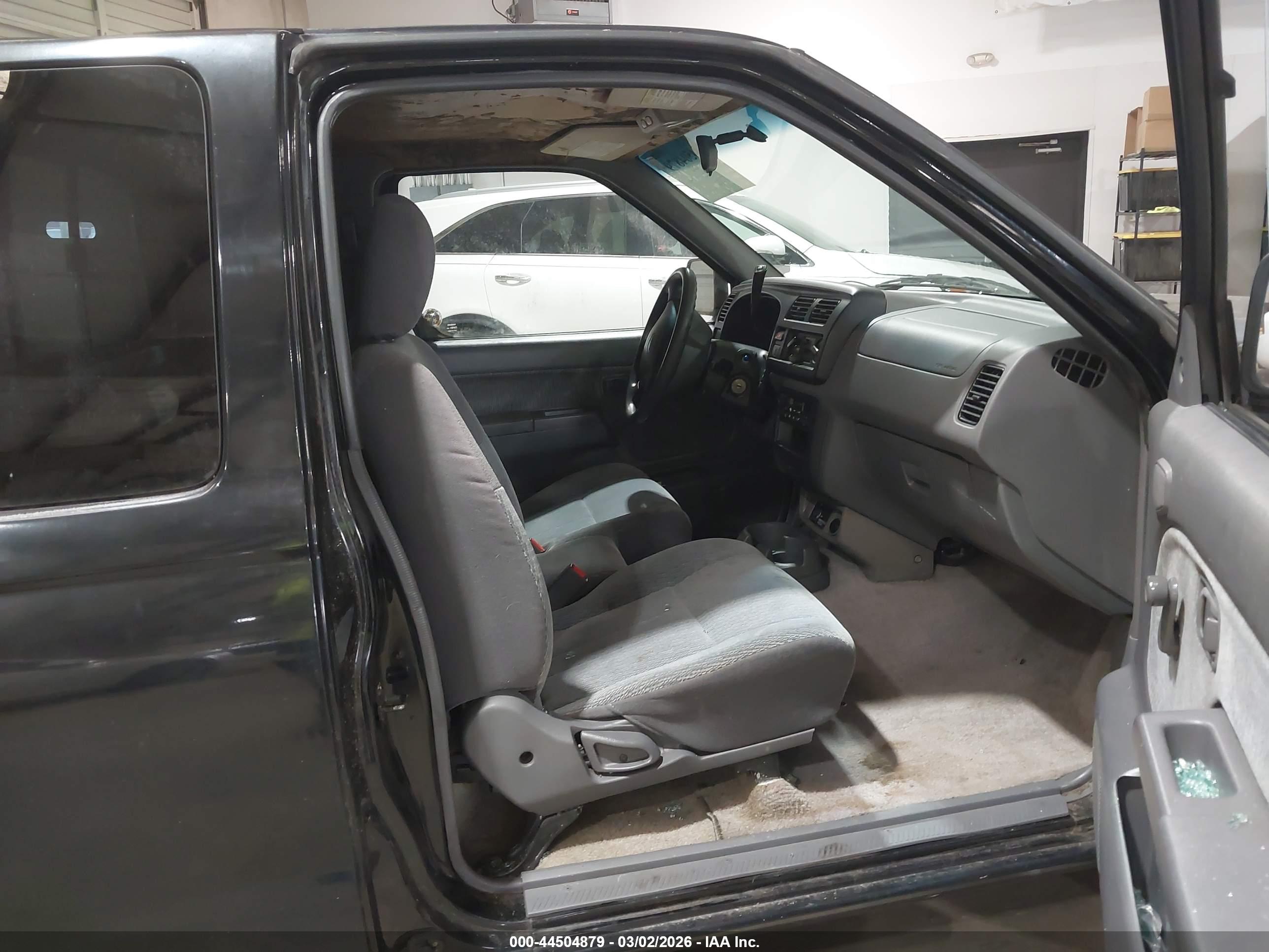 NISSAN FRONTIER image 5