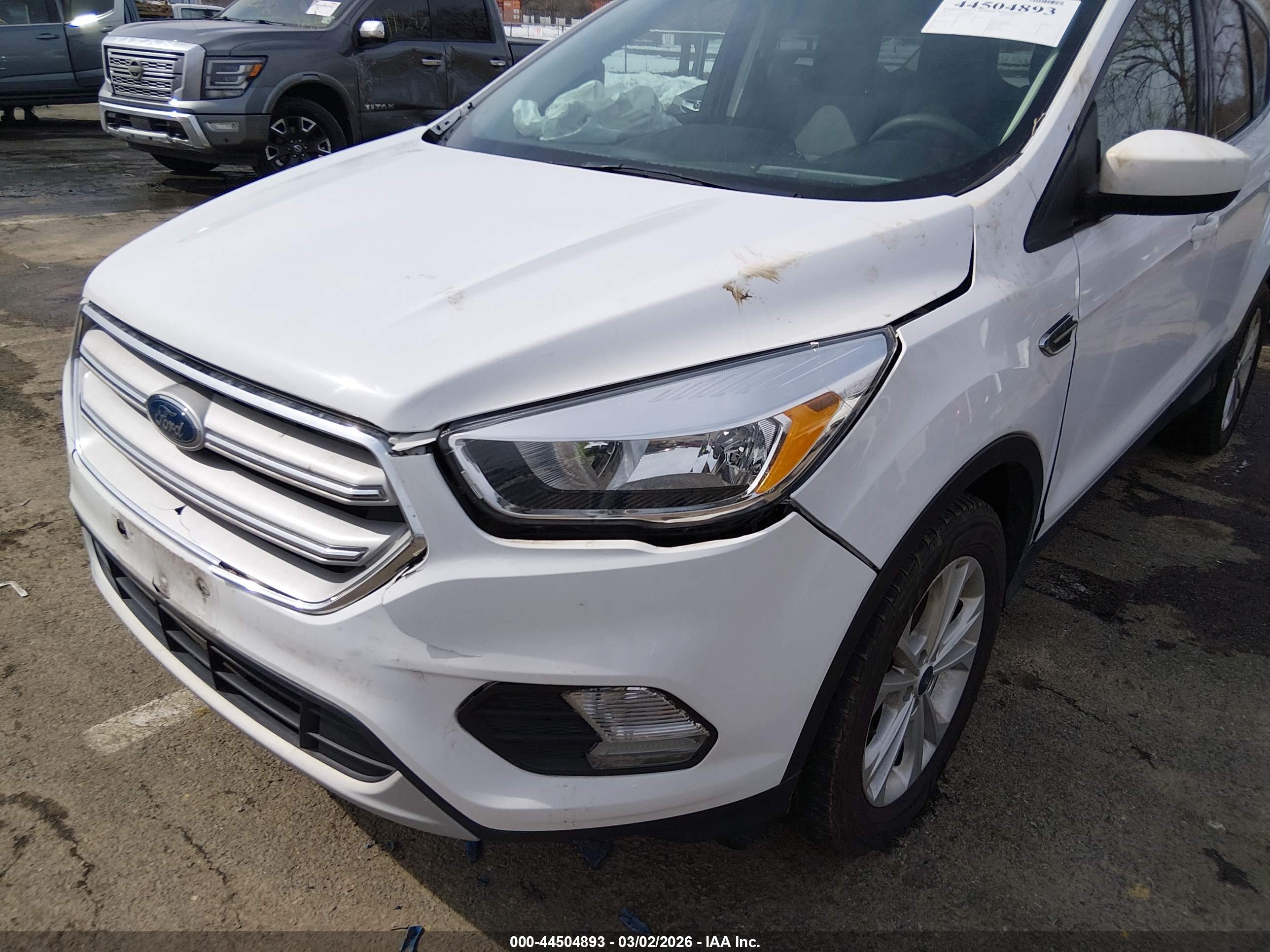 FORD ESCAPE image 6