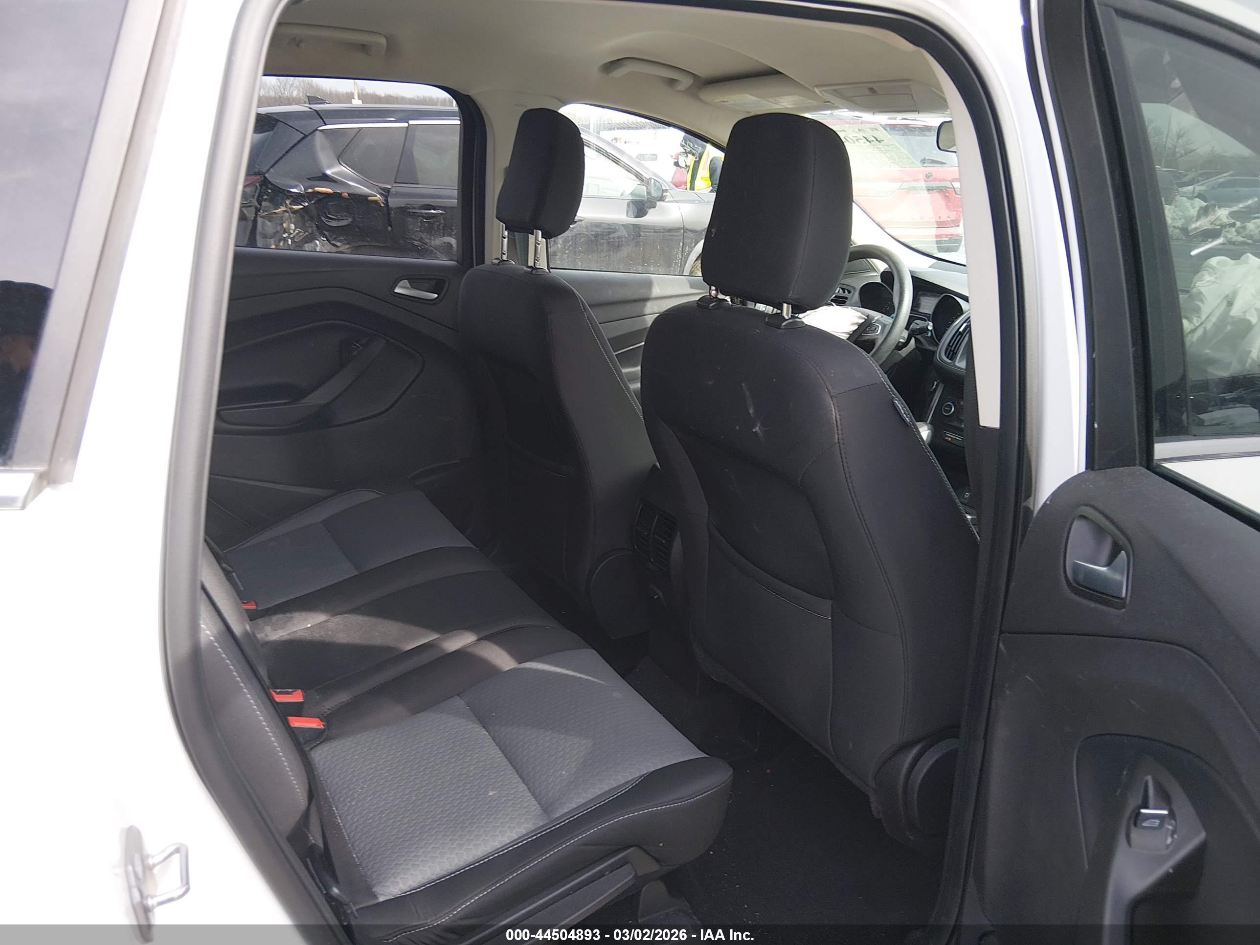FORD ESCAPE image 8