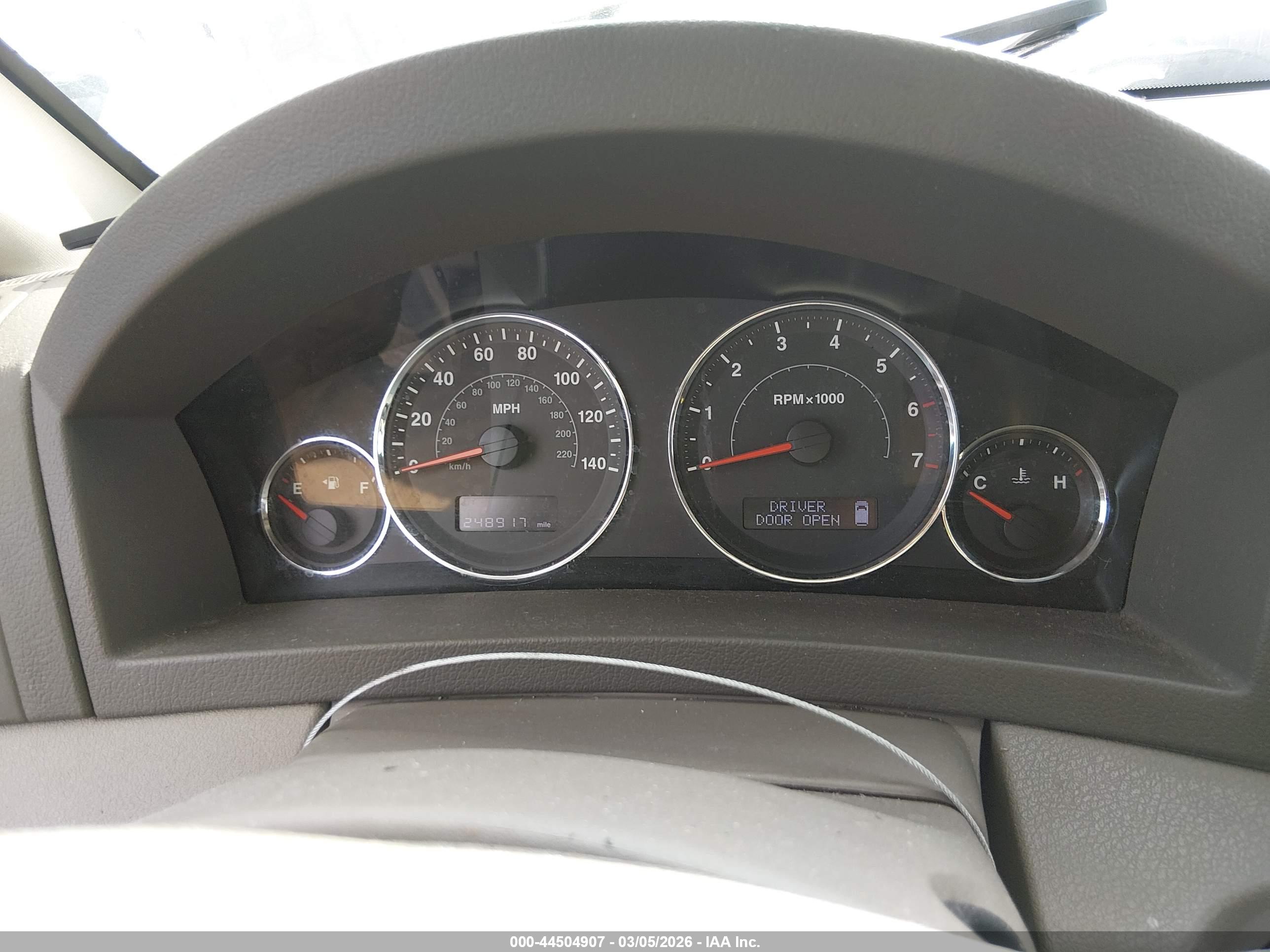 JEEP GRAND image 7