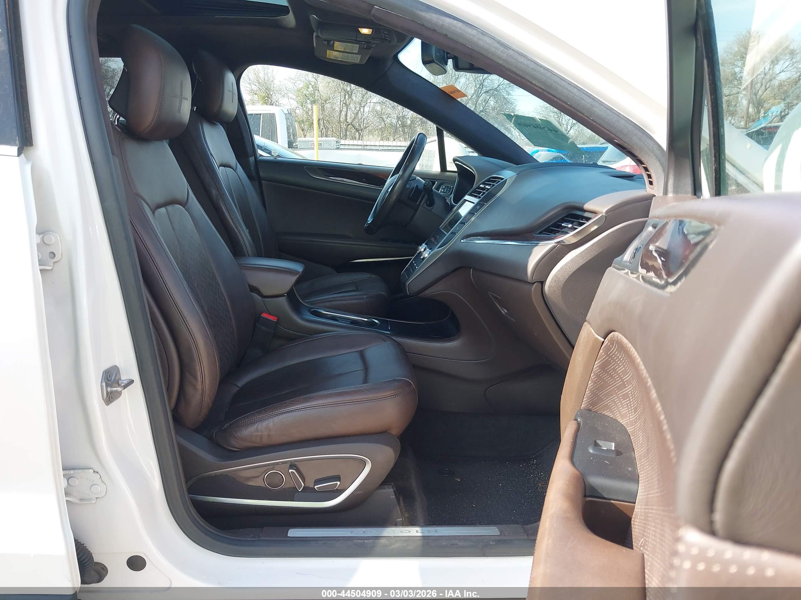 LINCOLN MKC image 5