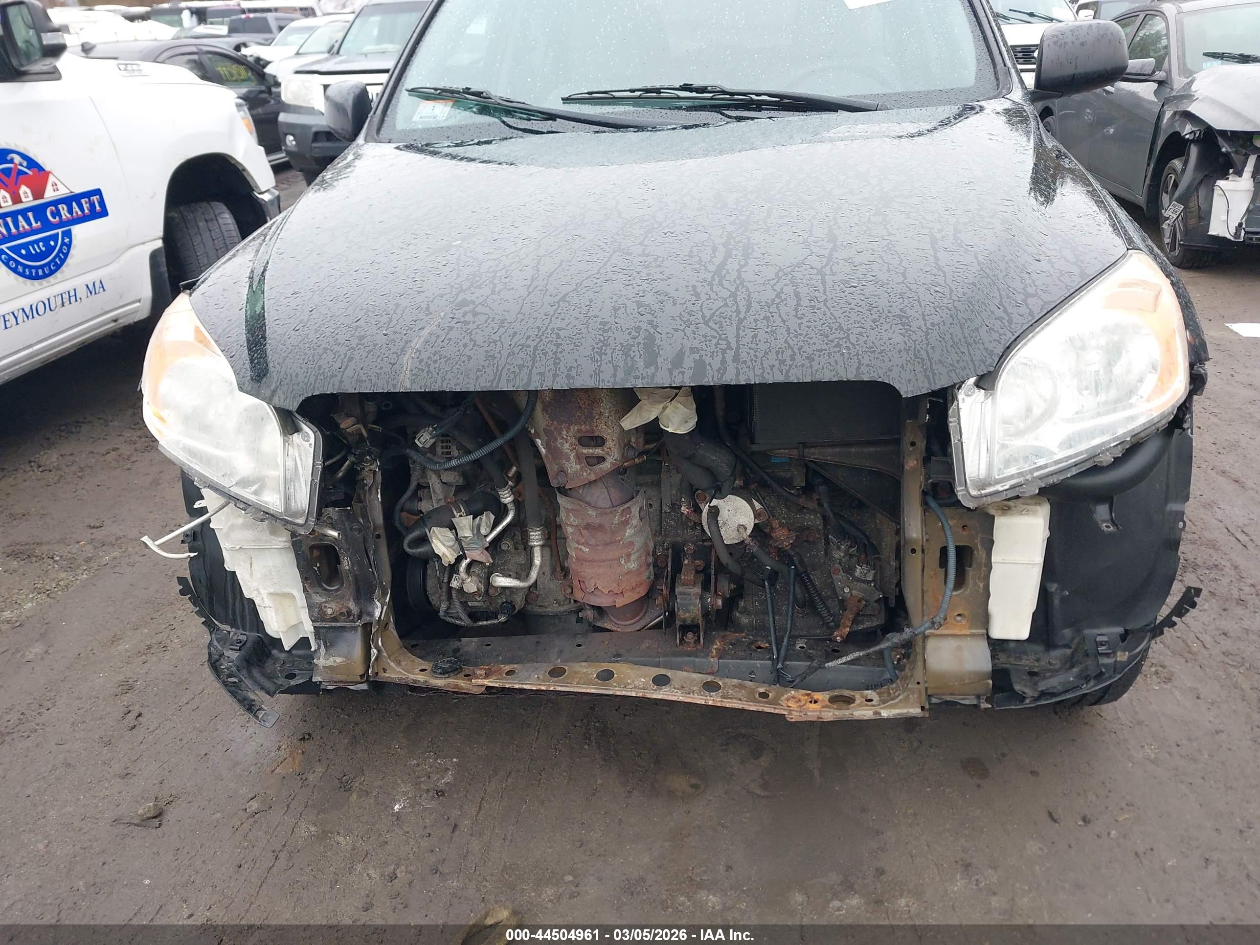 TOYOTA RAV4 image 6