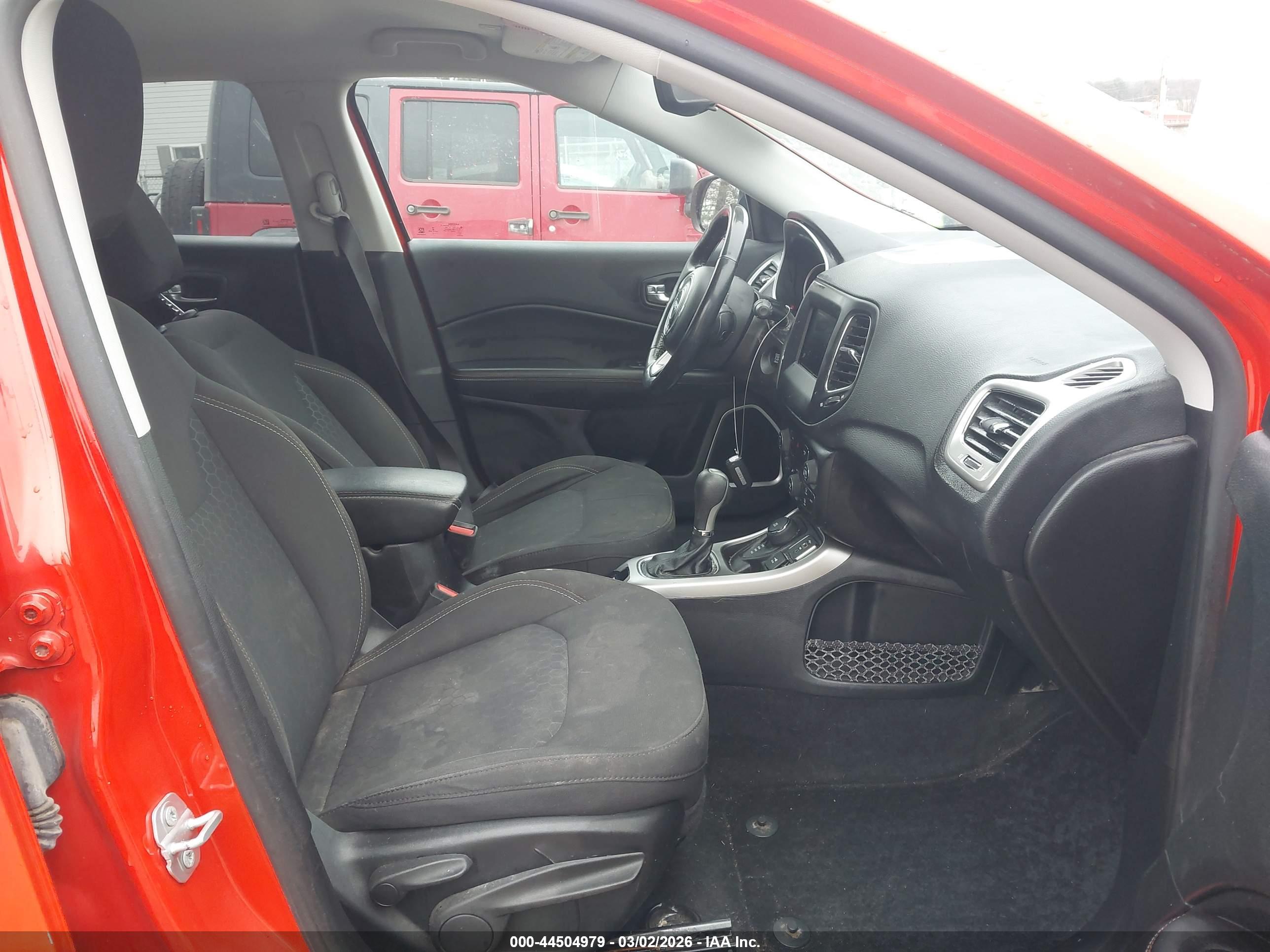 JEEP COMPASS image 5
