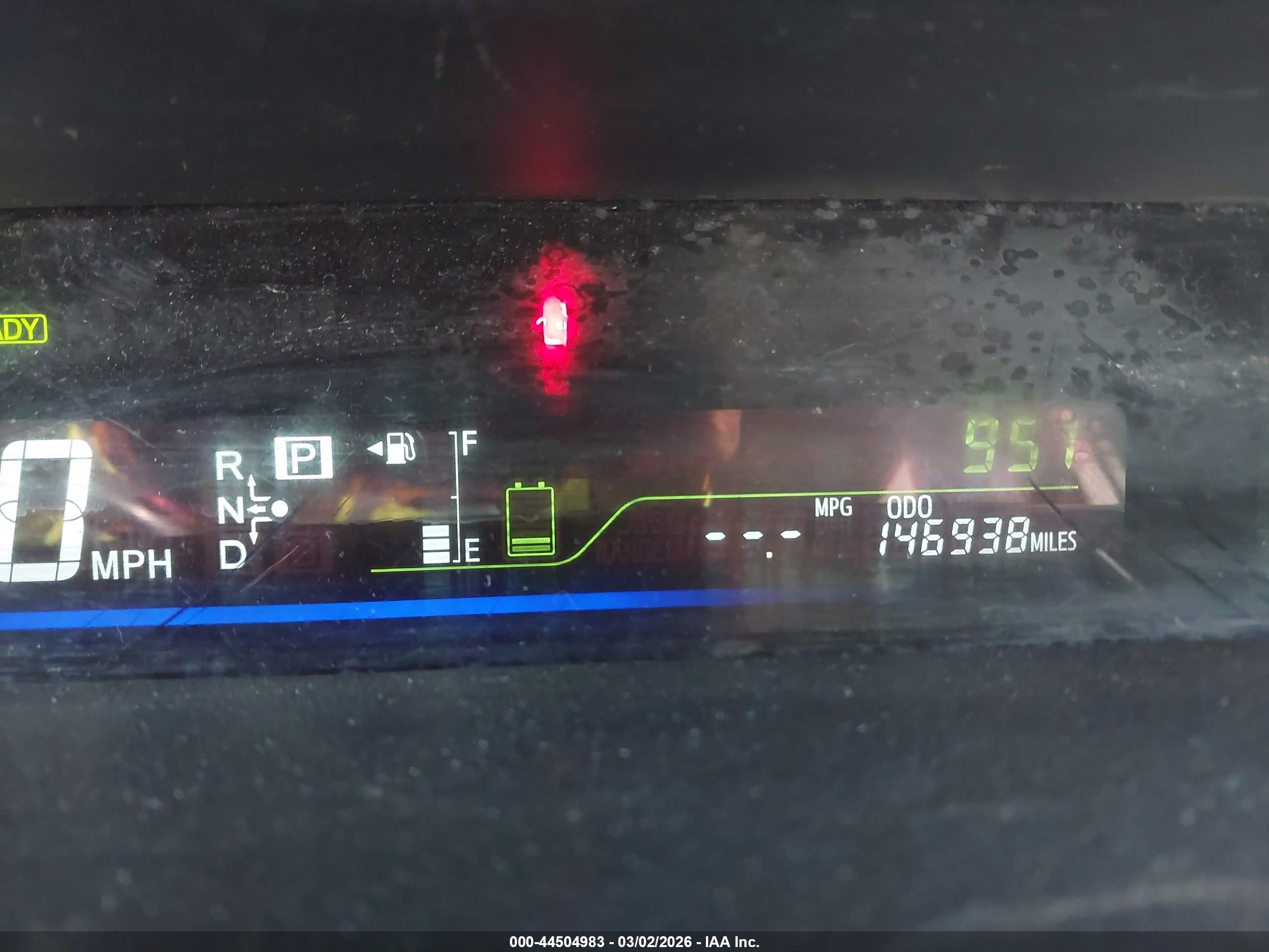 TOYOTA PRIUS image 7