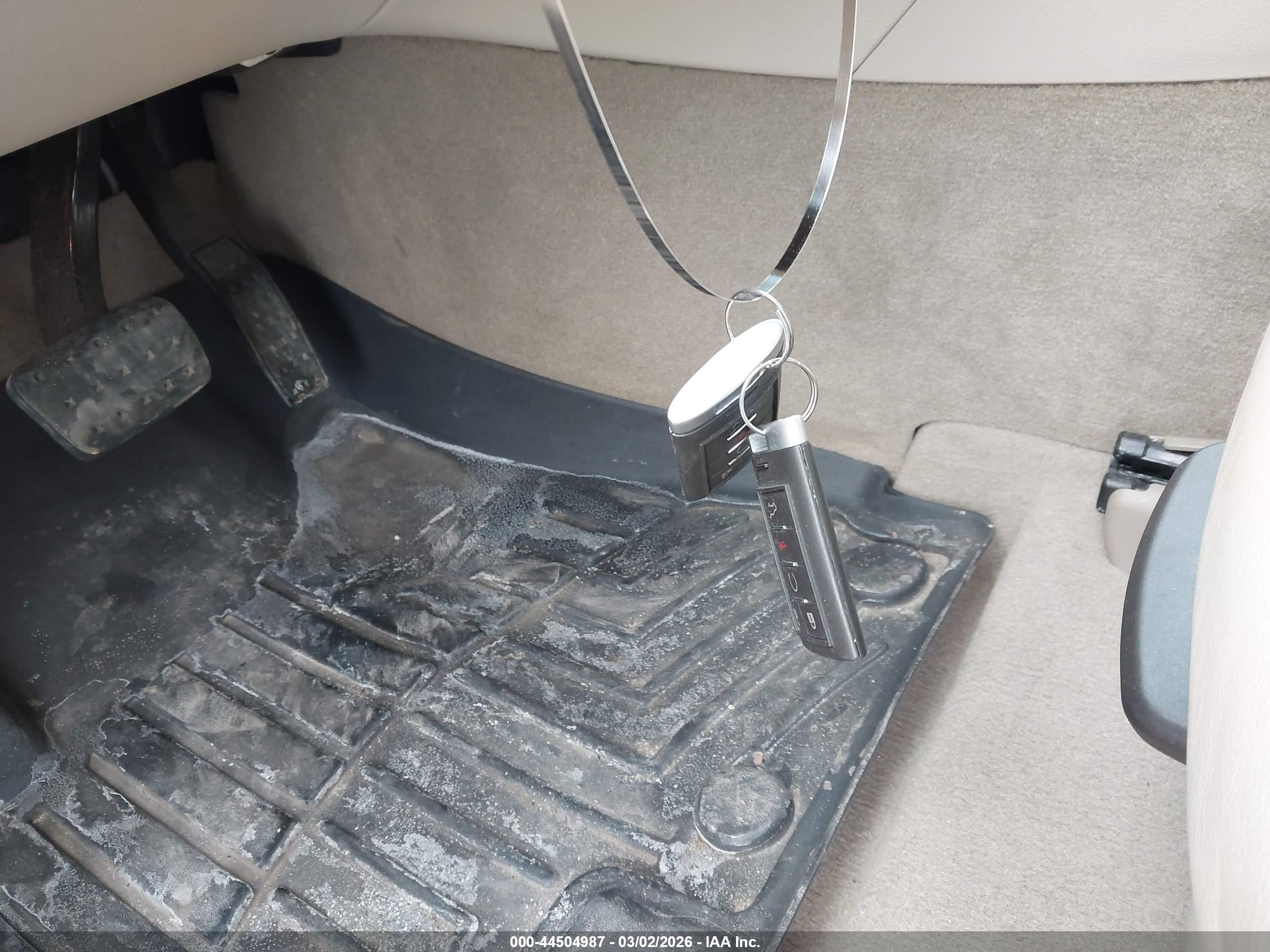 CADILLAC SRX image 11