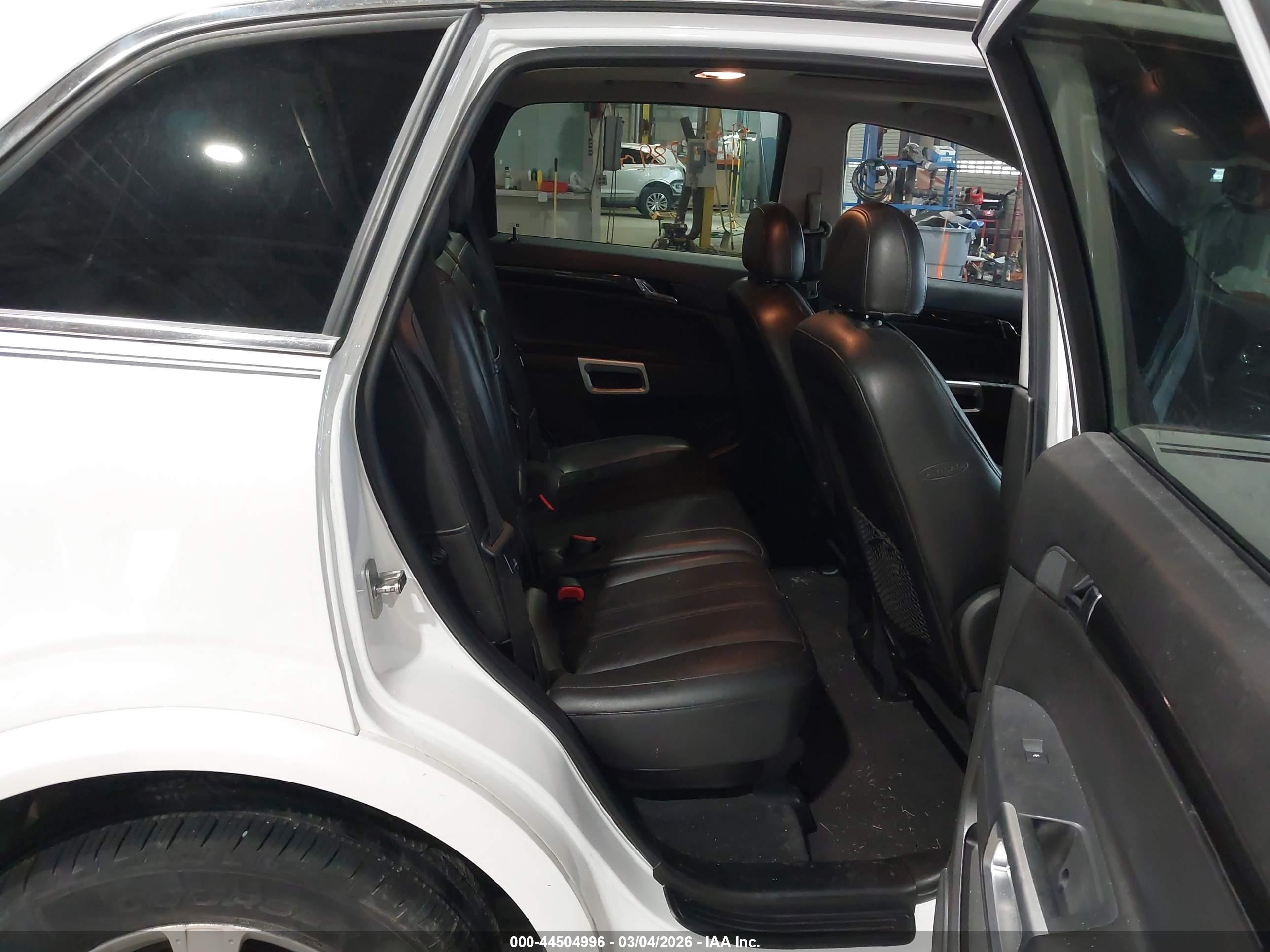 CHEVROLET CAPTIVA image 8