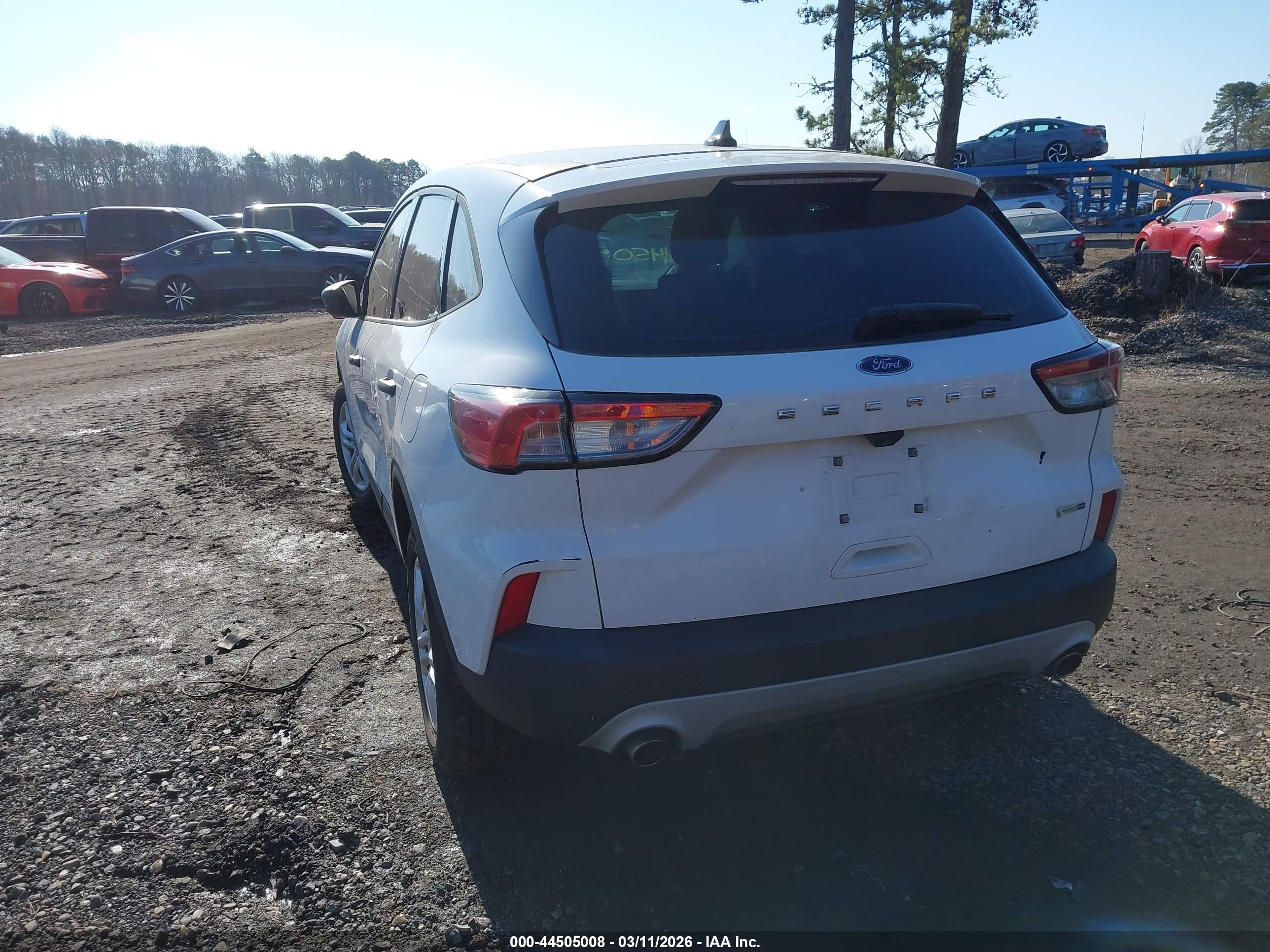 FORD ESCAPE image 3