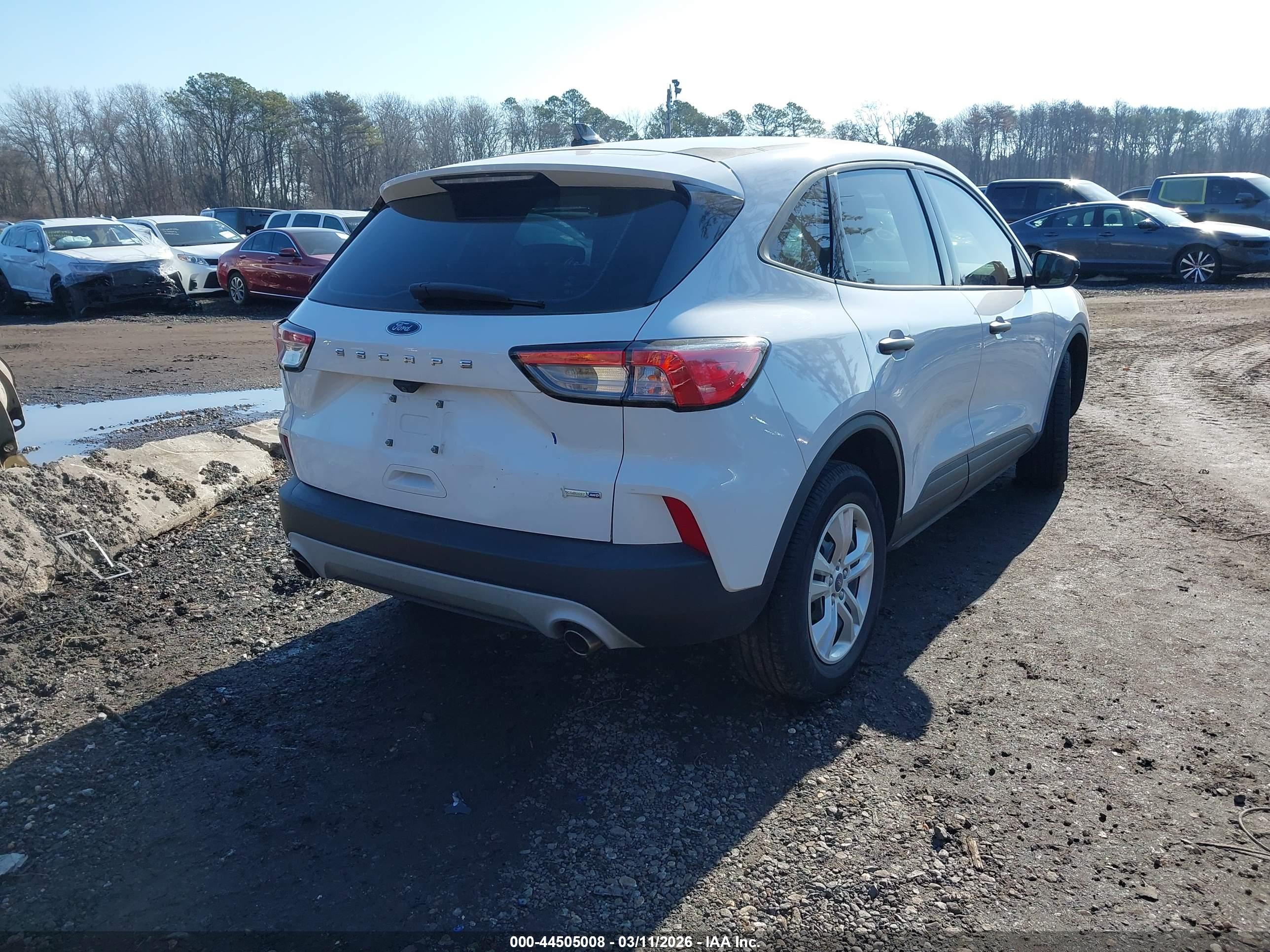 FORD ESCAPE image 4
