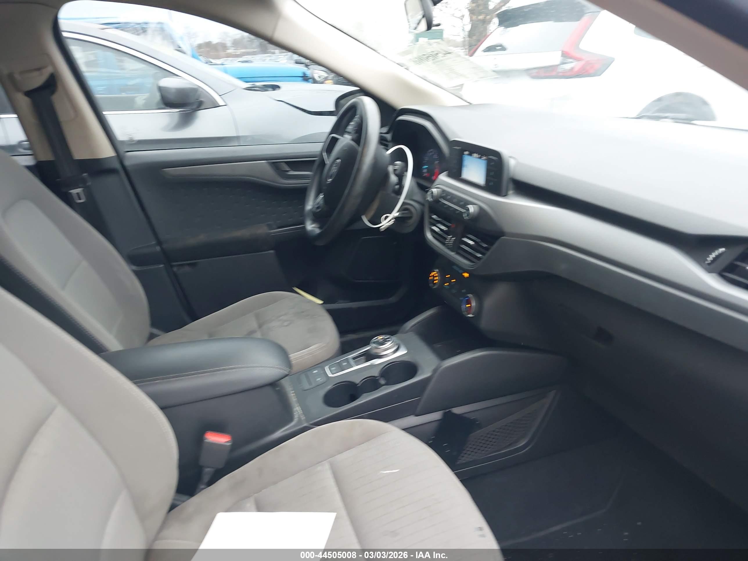 FORD ESCAPE image 5