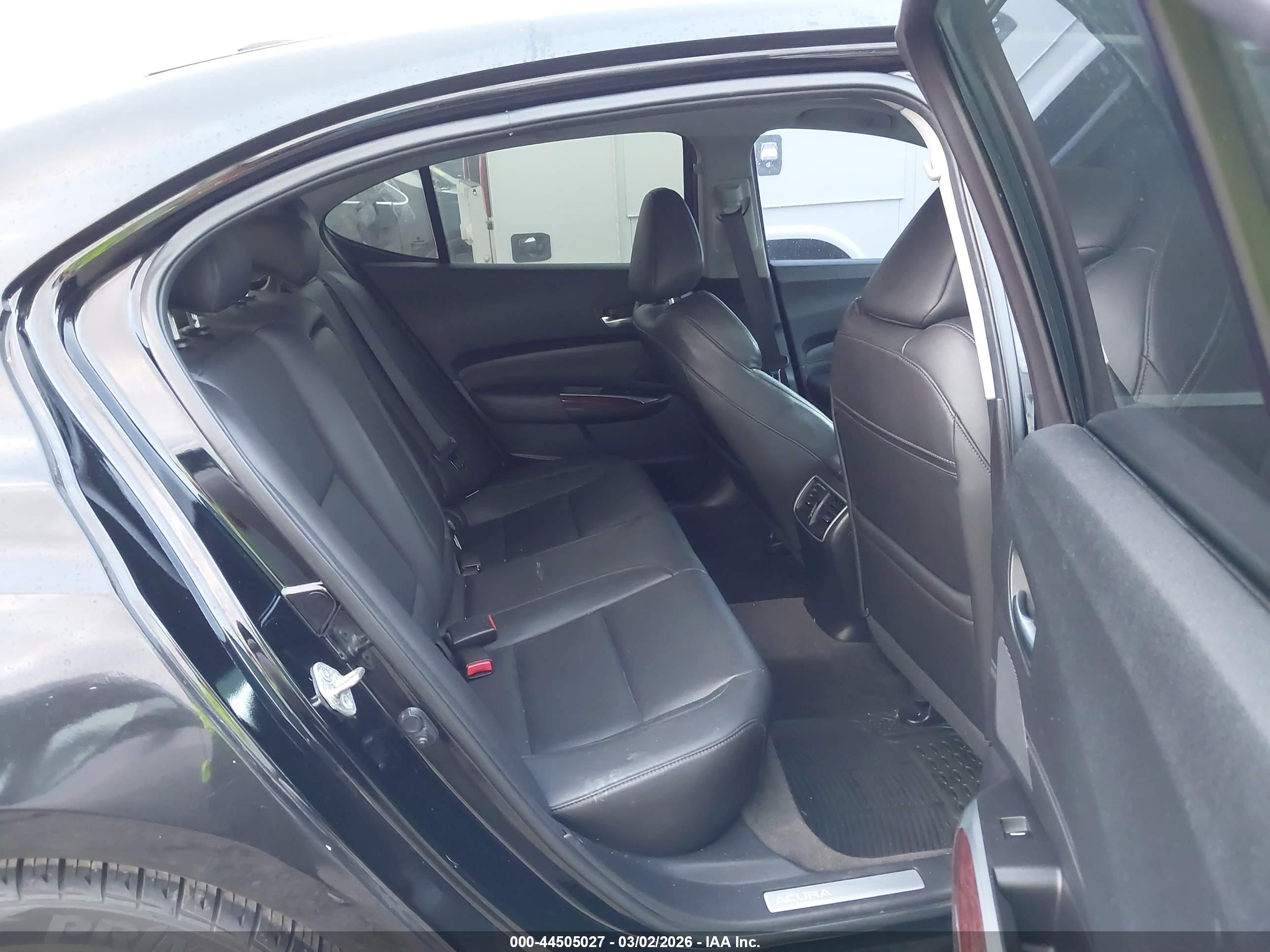 ACURA TLX image 8