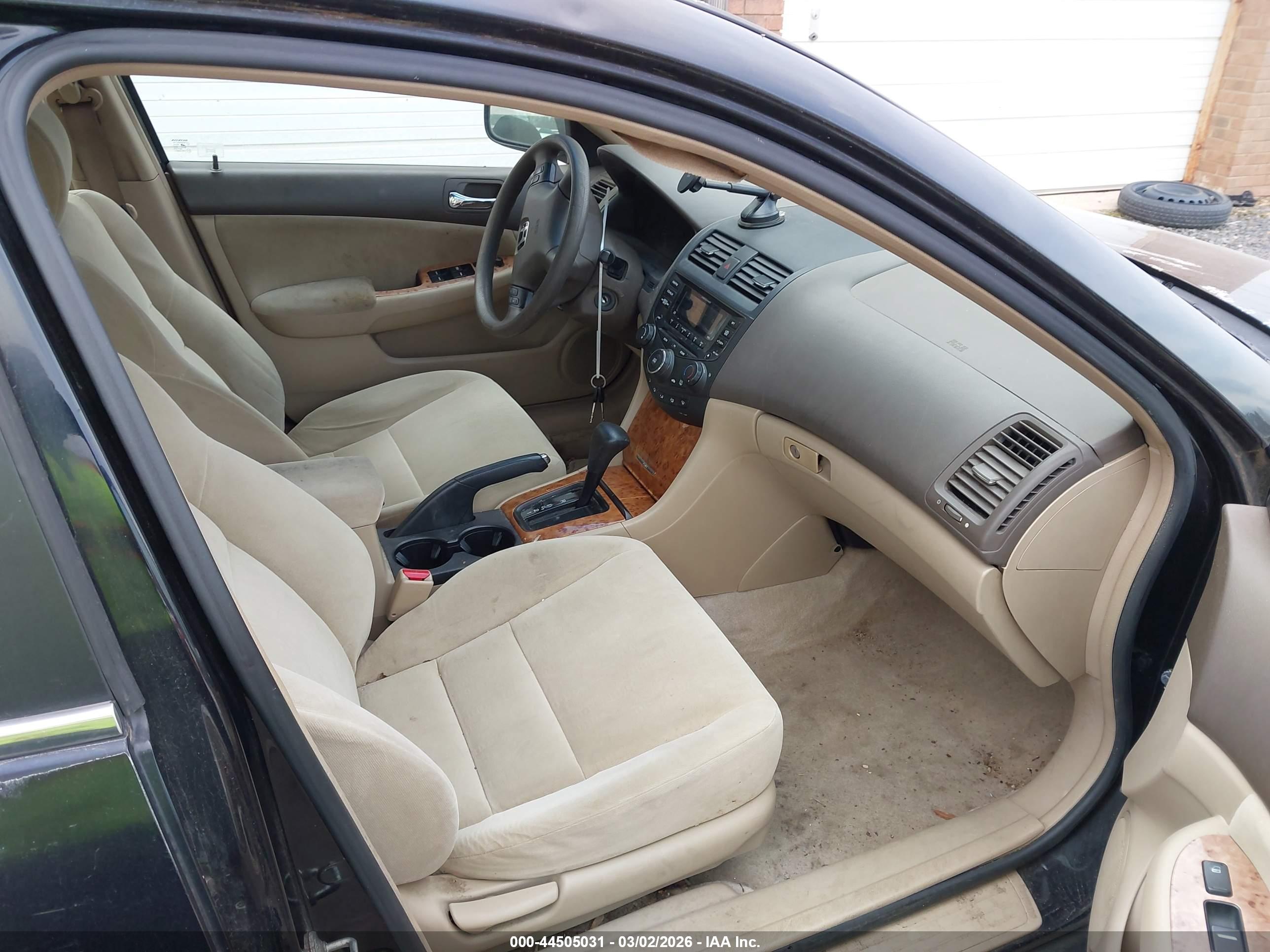 HONDA ACCORD image 5