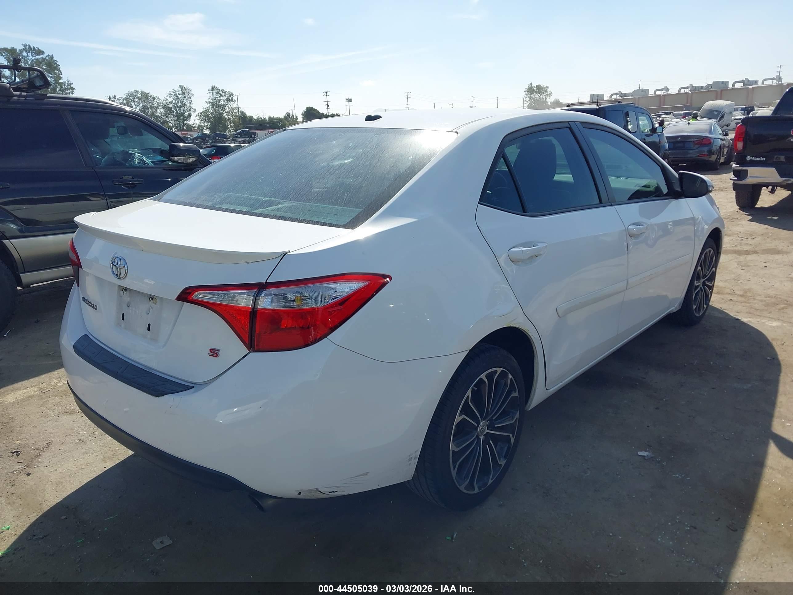 TOYOTA COROLLA image 4