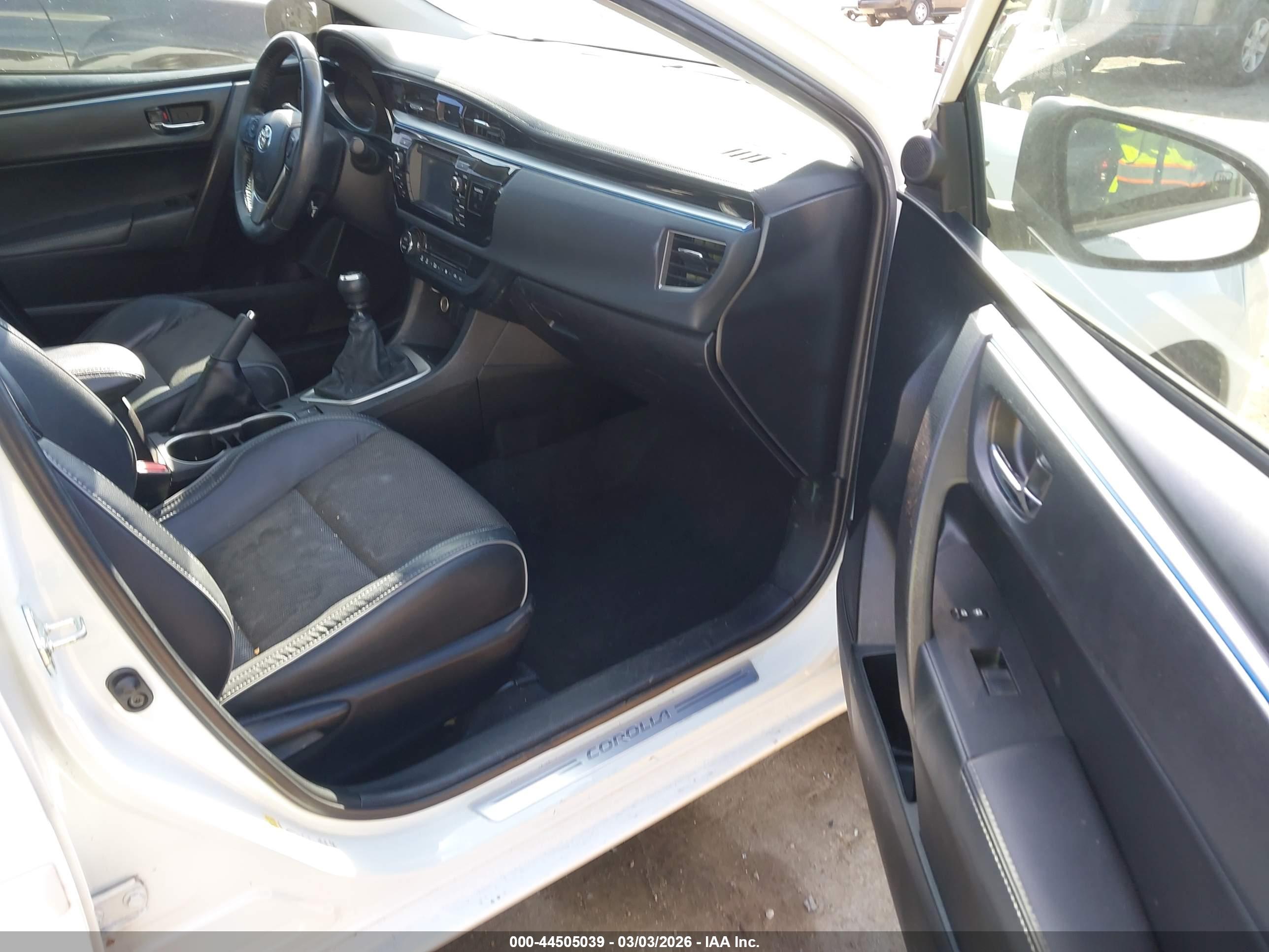 TOYOTA COROLLA image 5