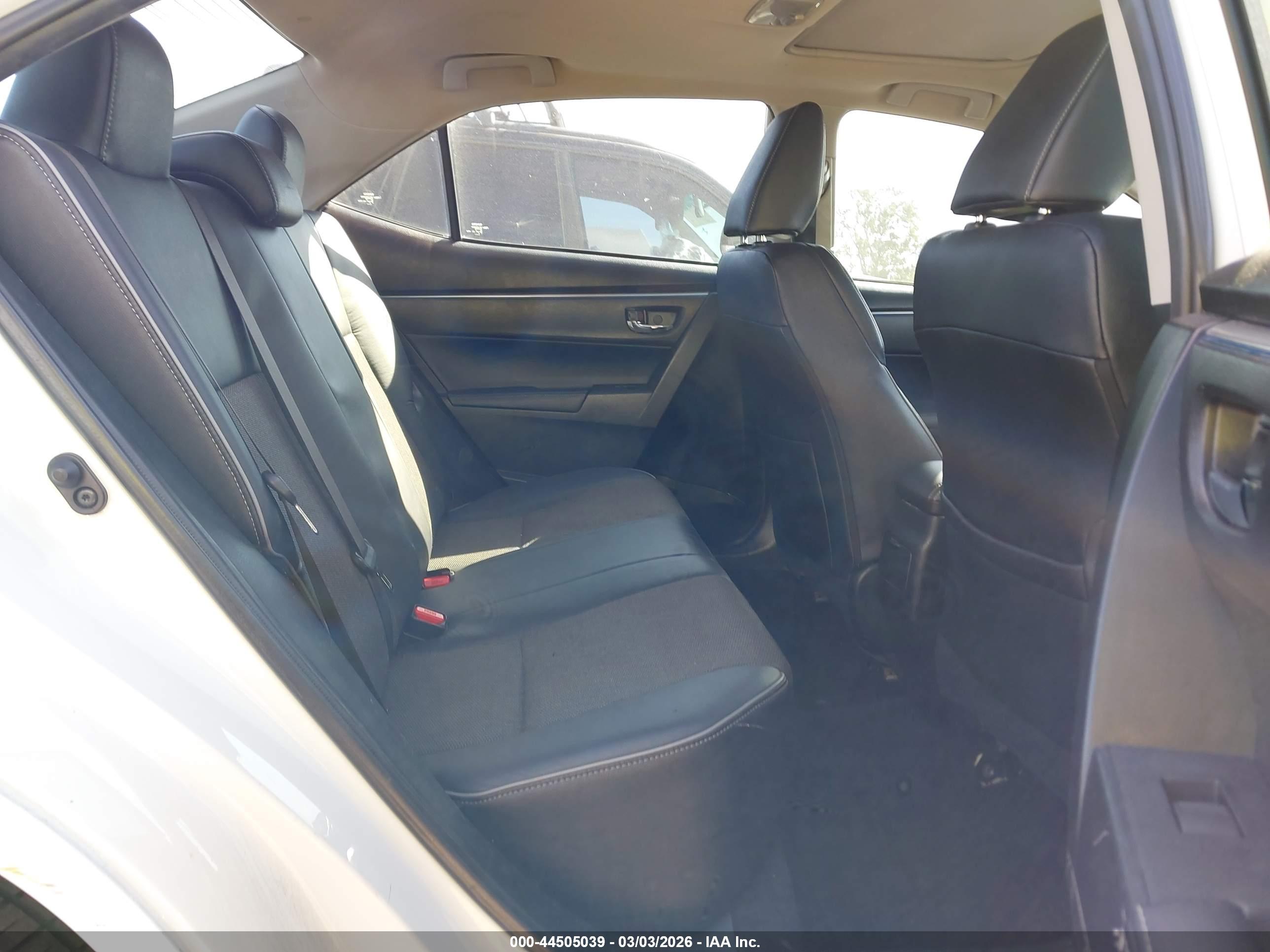 TOYOTA COROLLA image 8