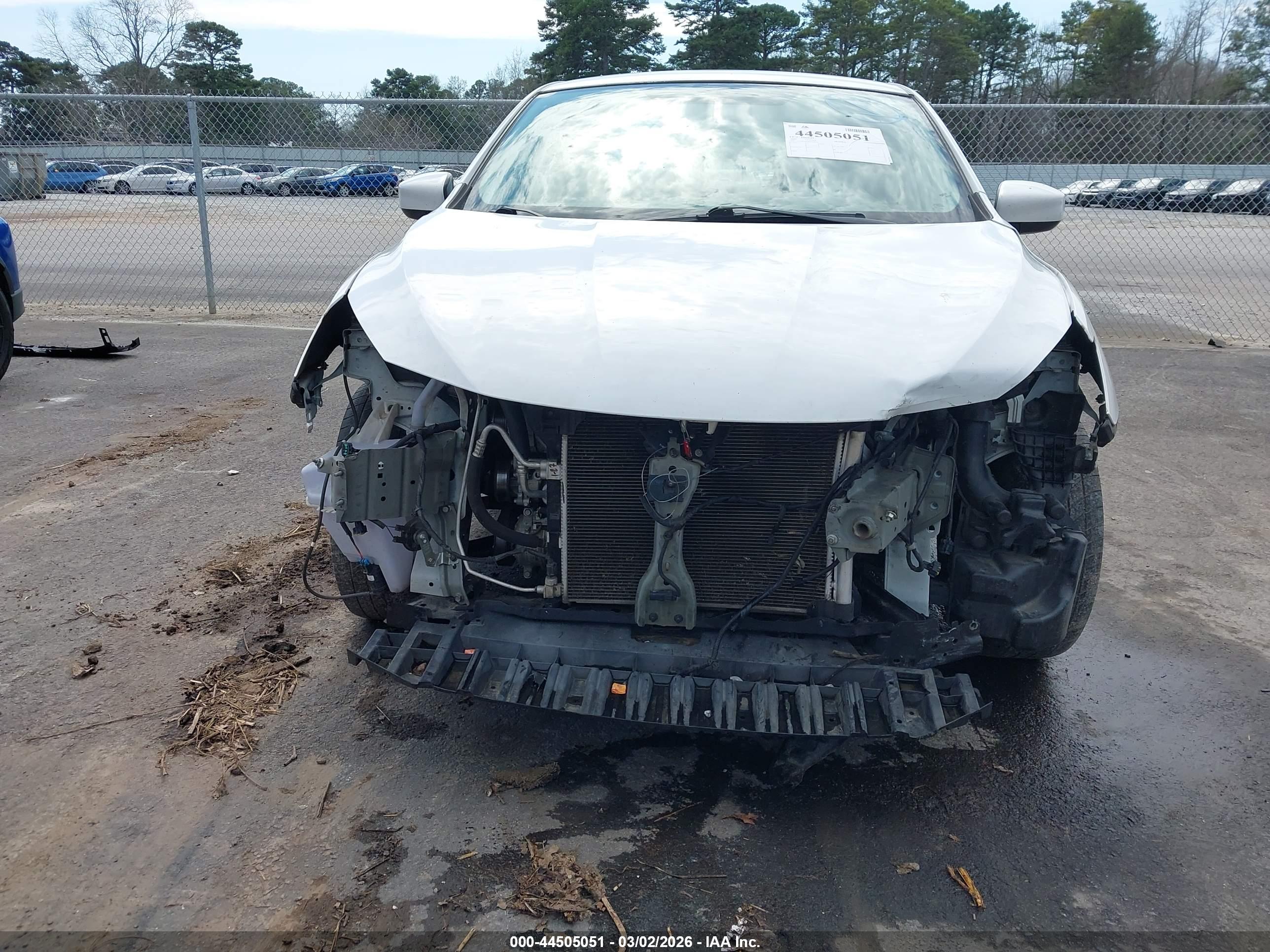 NISSAN SENTRA image 6
