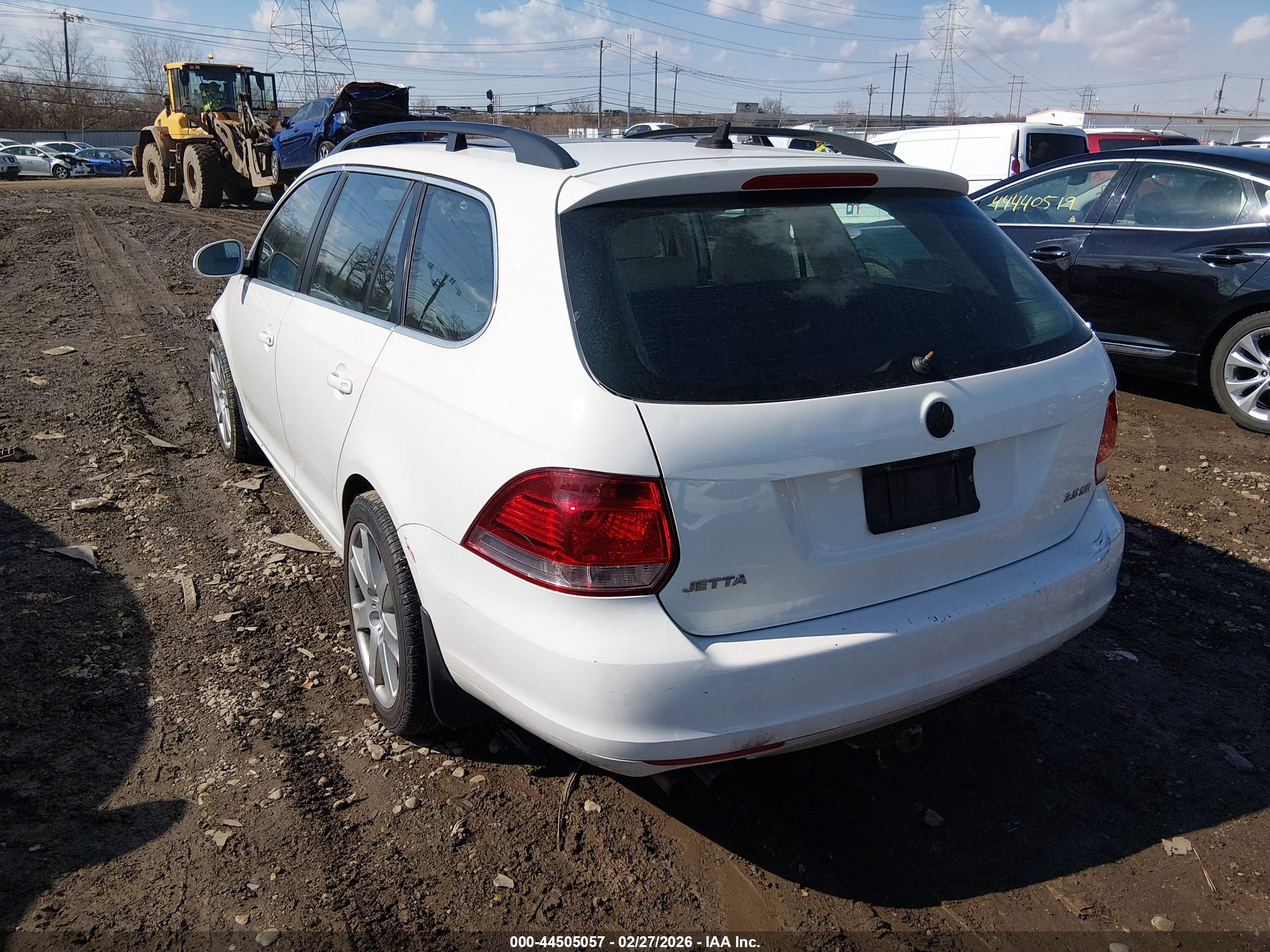 VOLKSWAGEN JETTA image 3