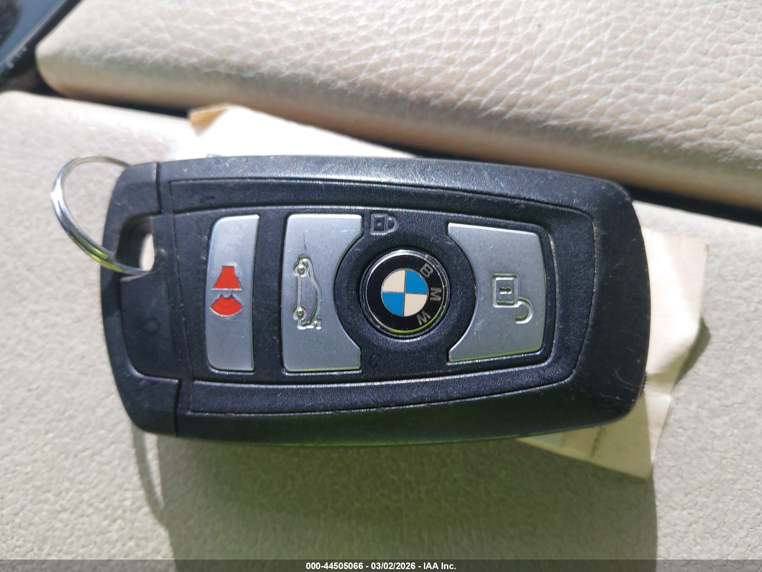 BMW 528I image 11