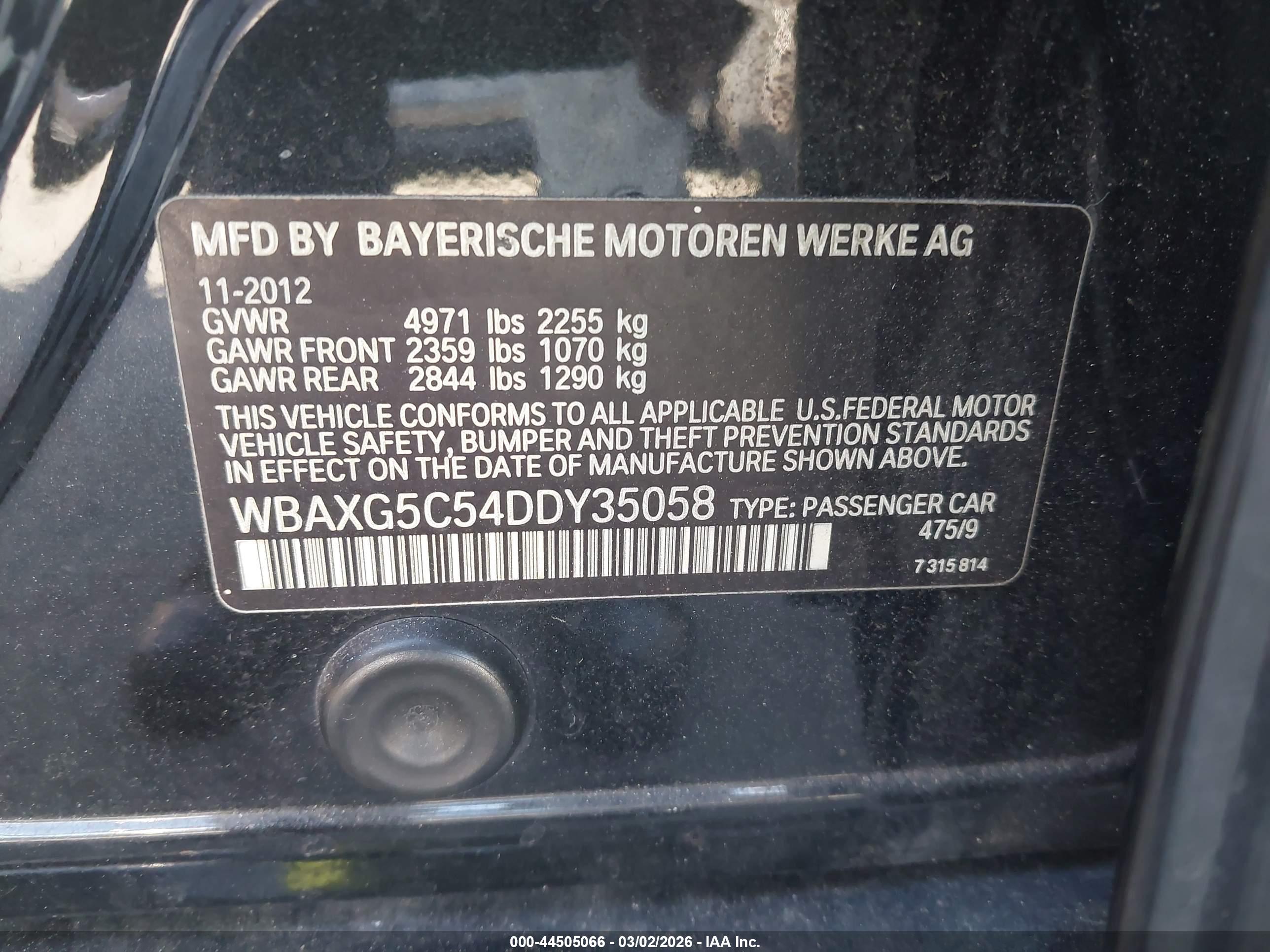 BMW 528I image 9