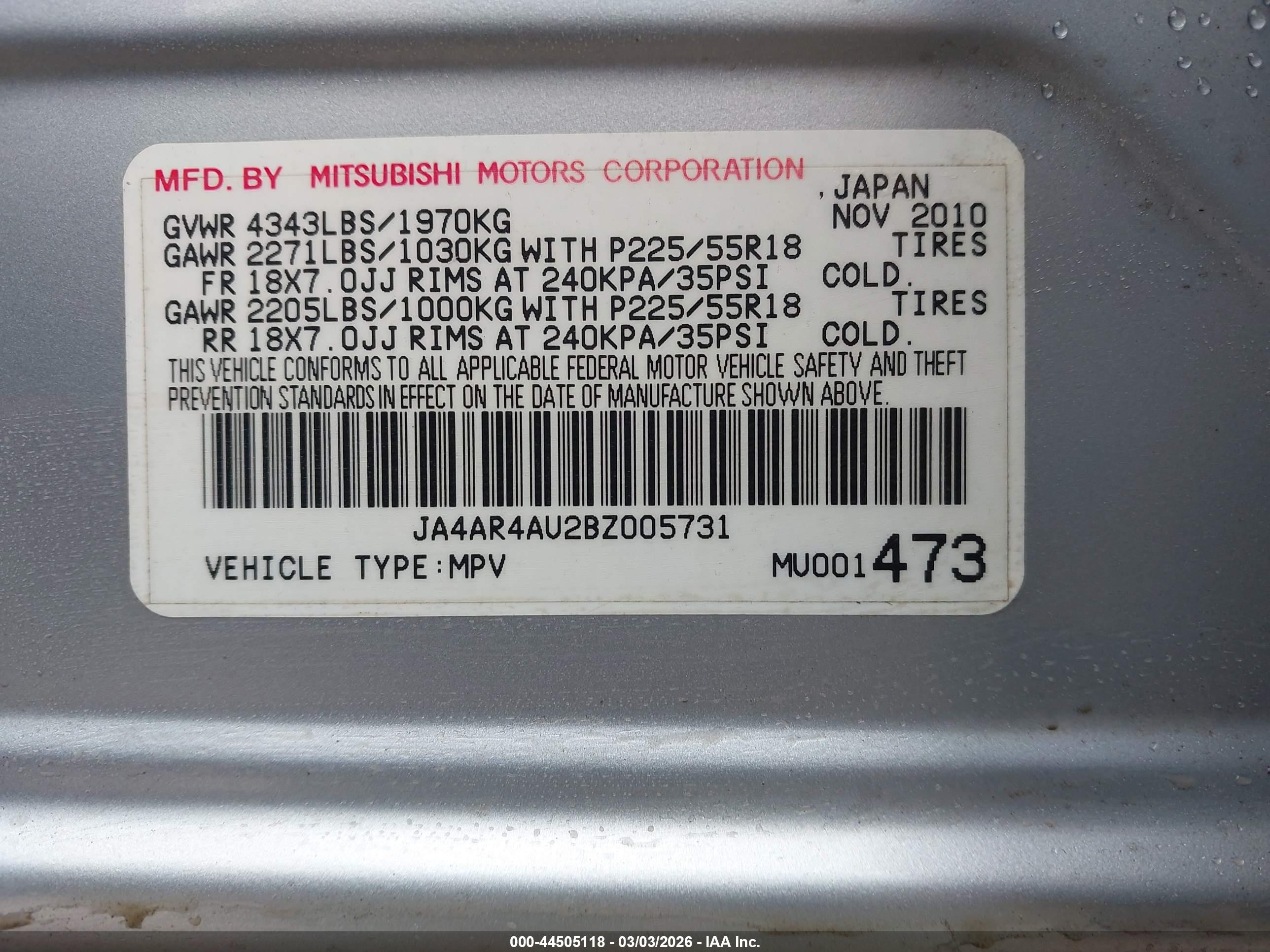 MITSUBISHI OUTLANDER image 9