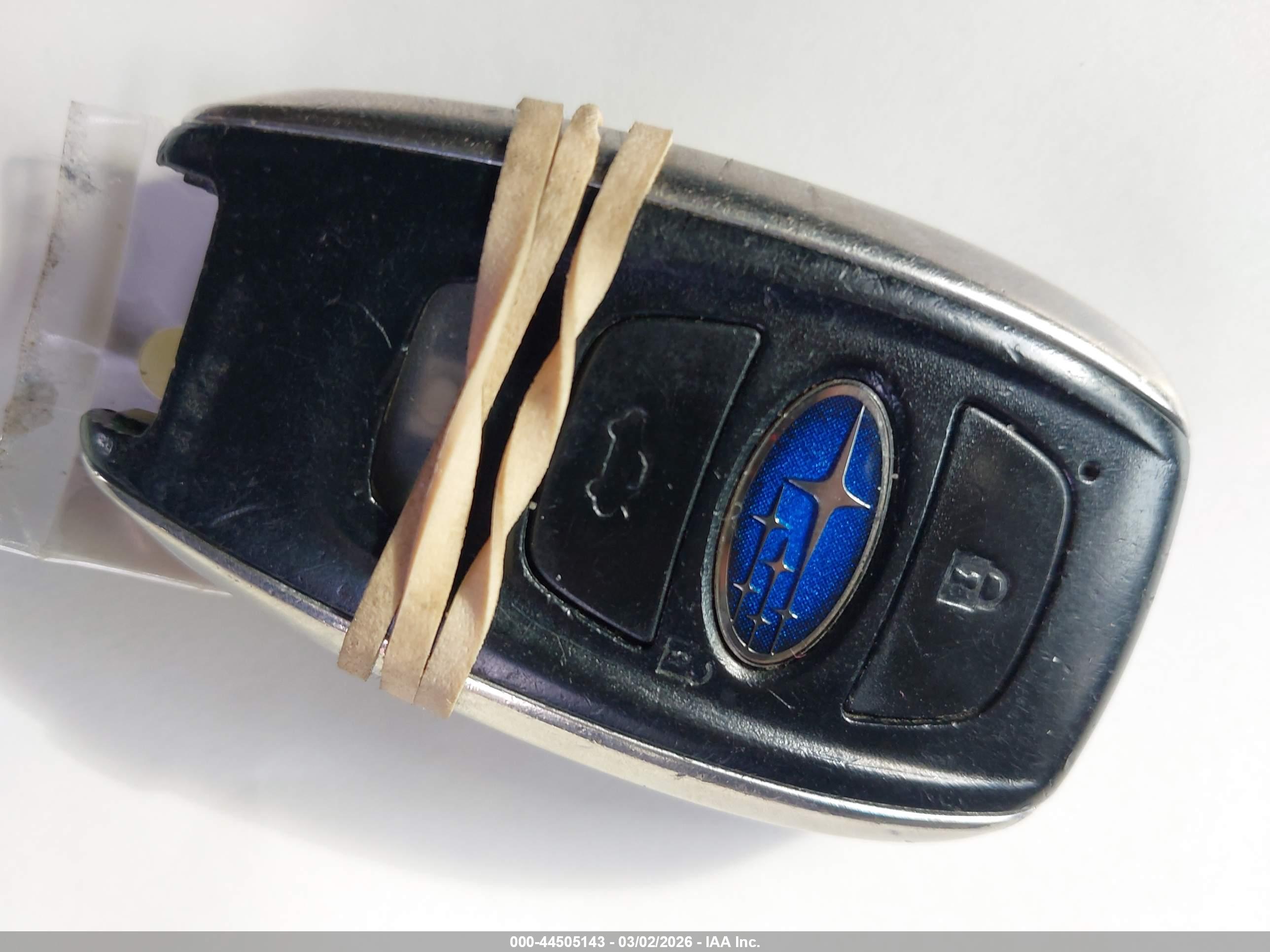 SUBARU OUTBACK image 11
