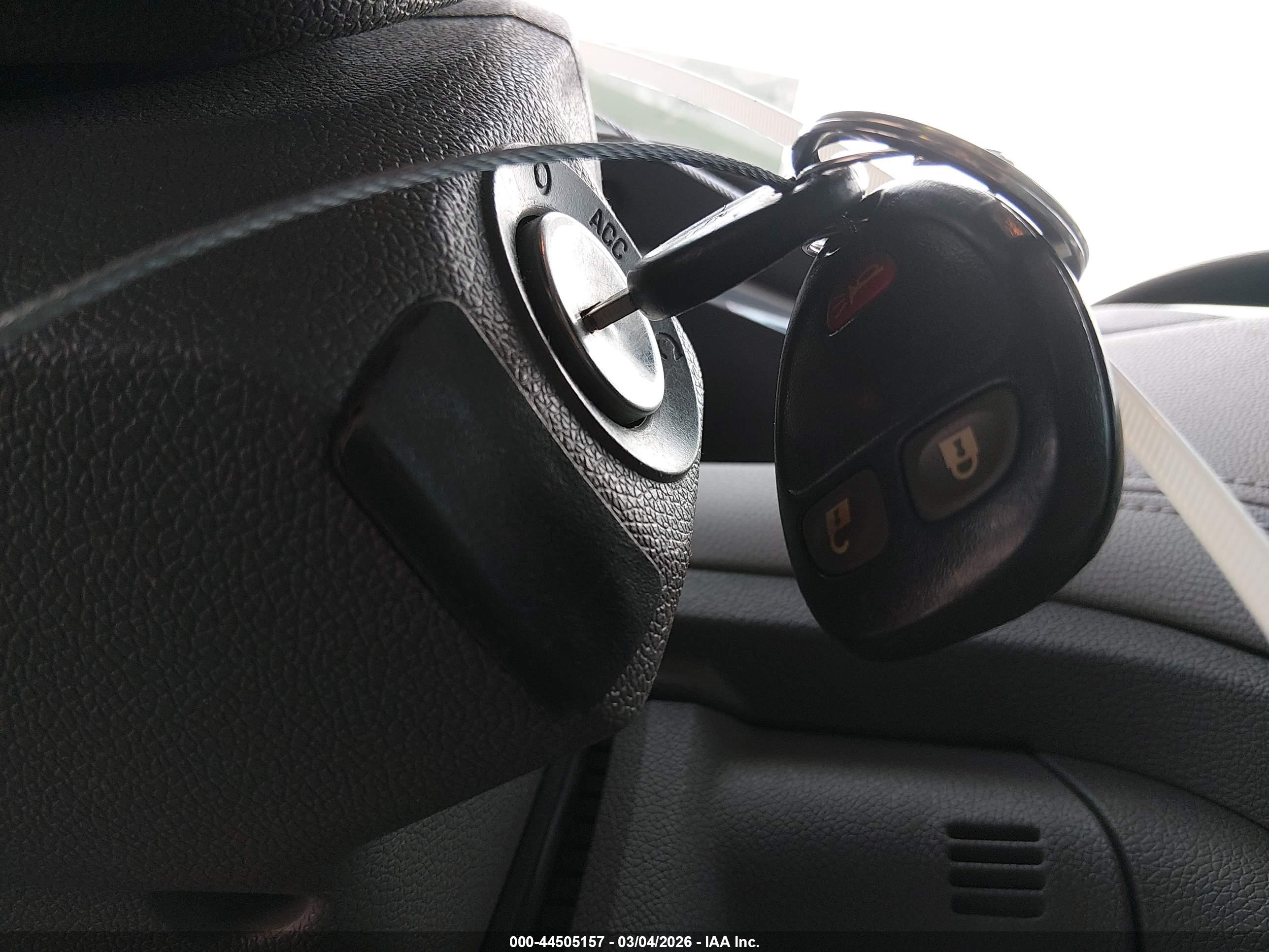 CHEVROLET TRAVERSE image 11