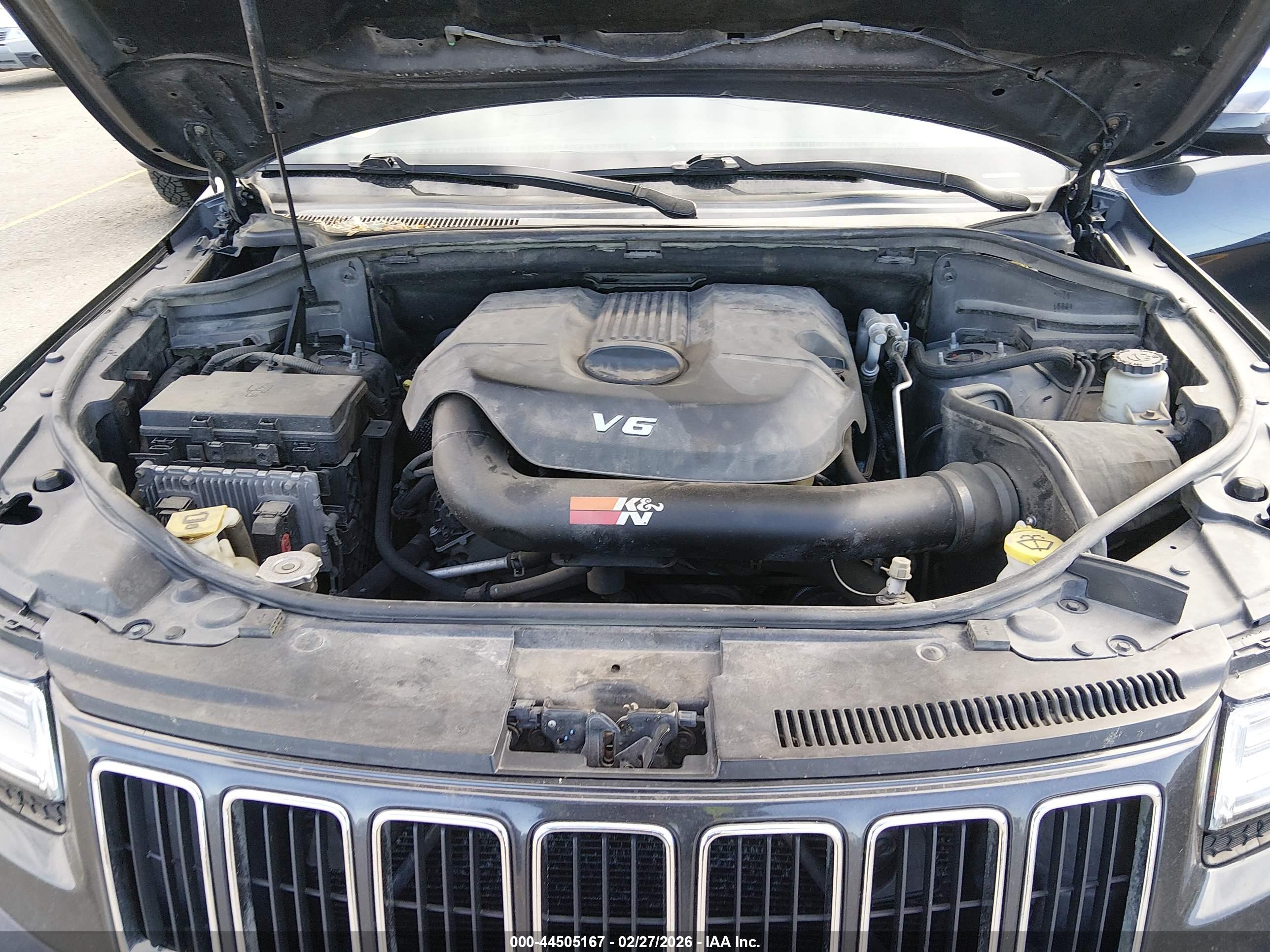 JEEP GRAND image 10
