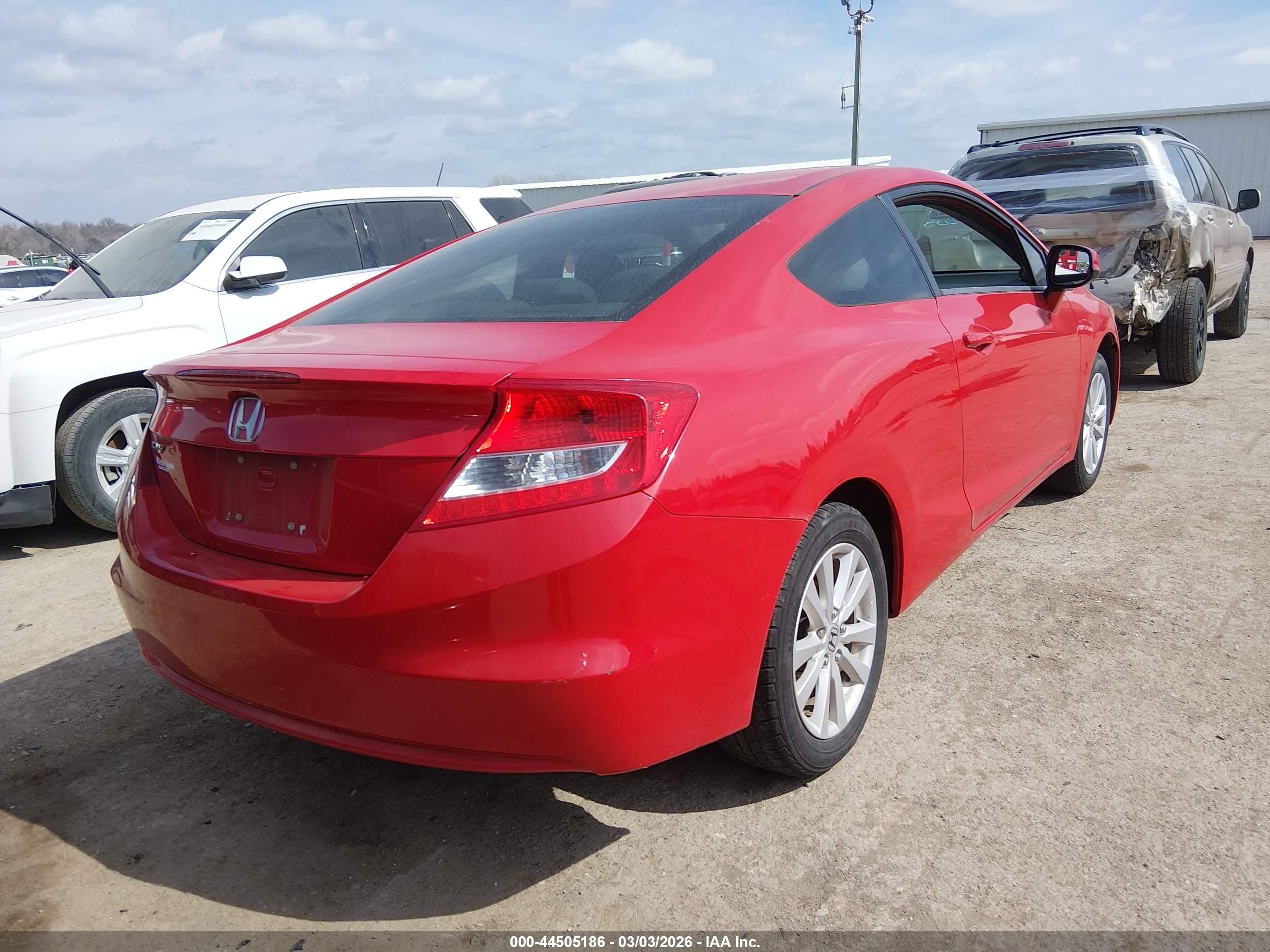 HONDA CIVIC image 4