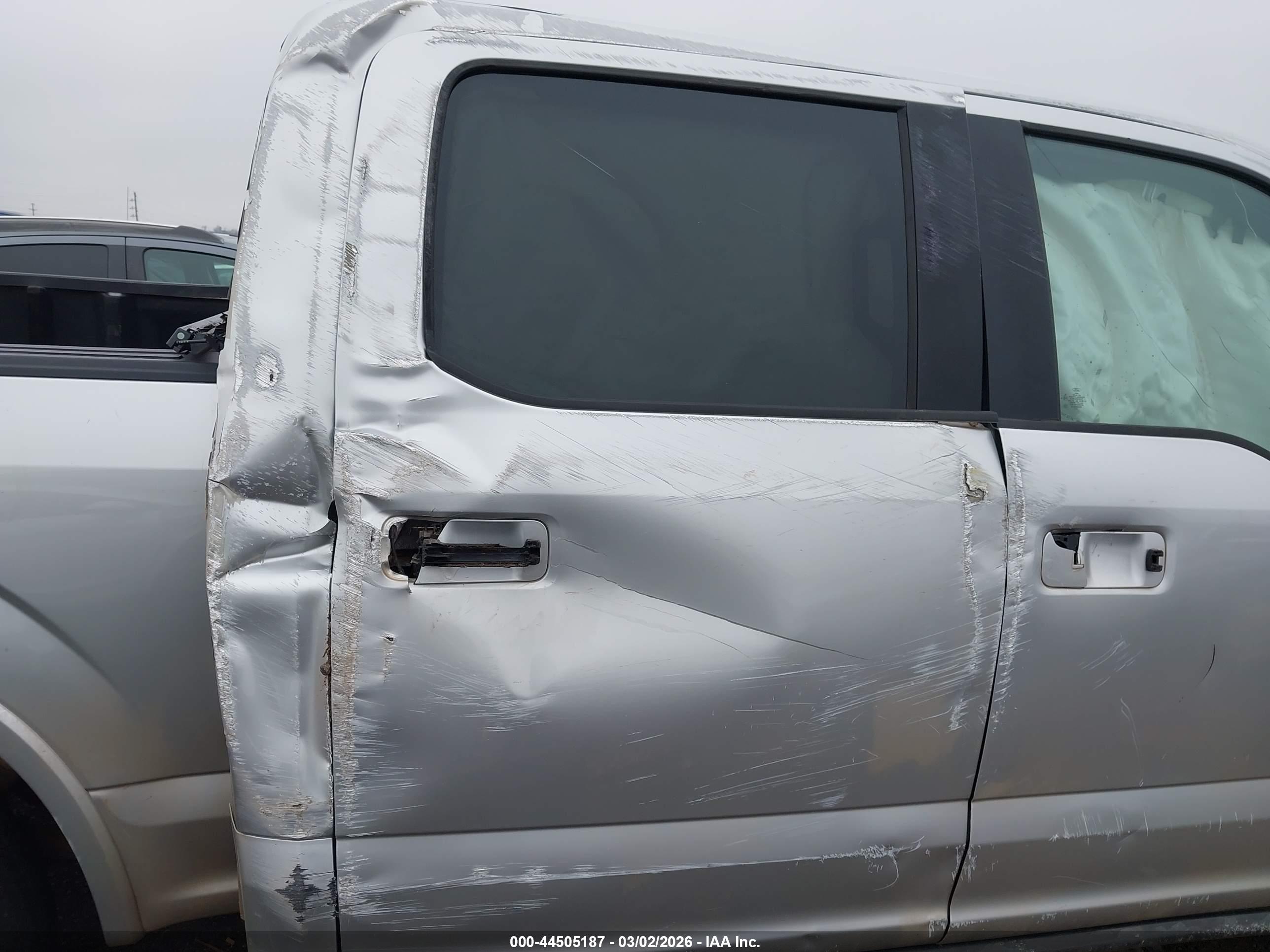 FORD F-150 image 8