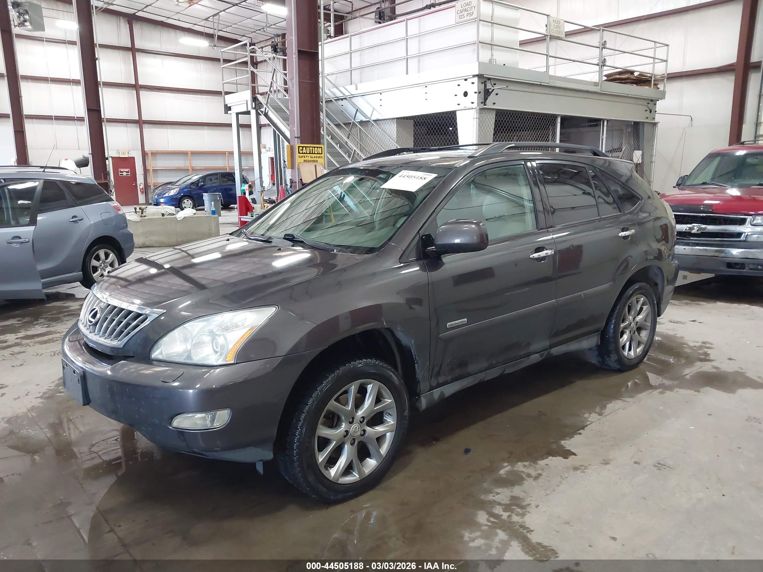 LEXUS RX image 2