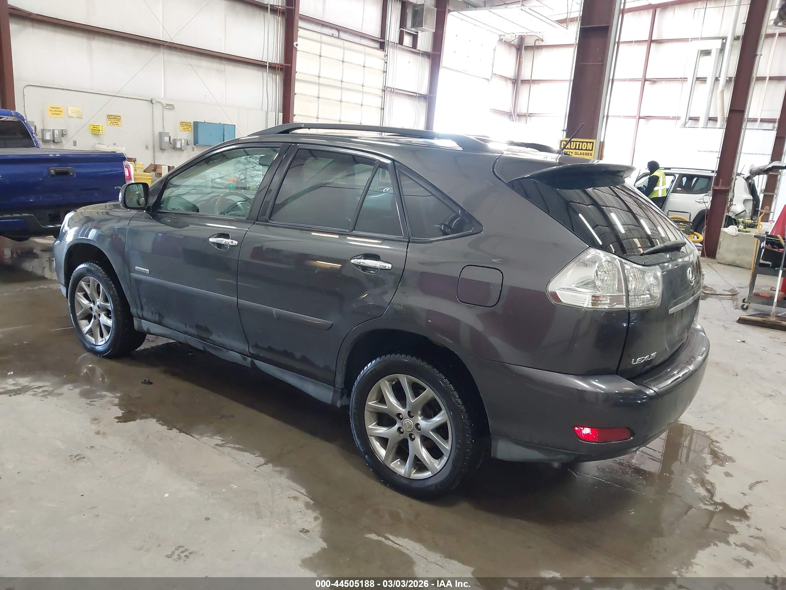 LEXUS RX image 3