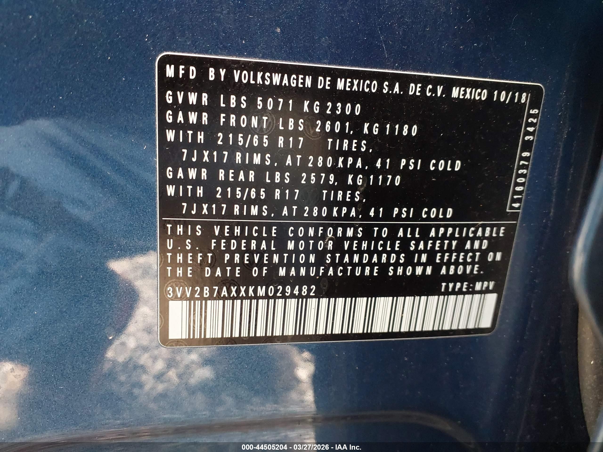 VOLKSWAGEN TIGUAN image 9