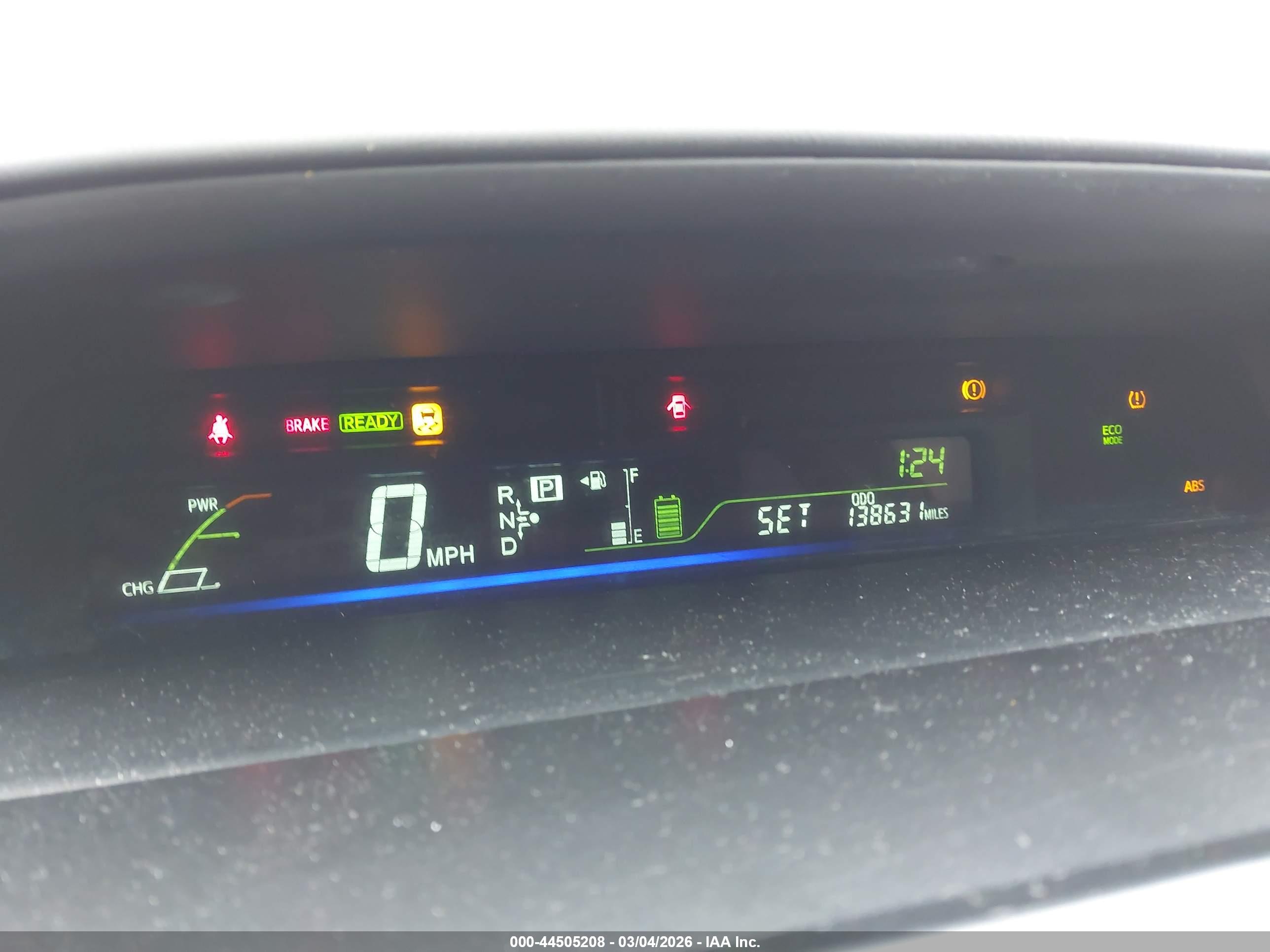 TOYOTA PRIUS image 7