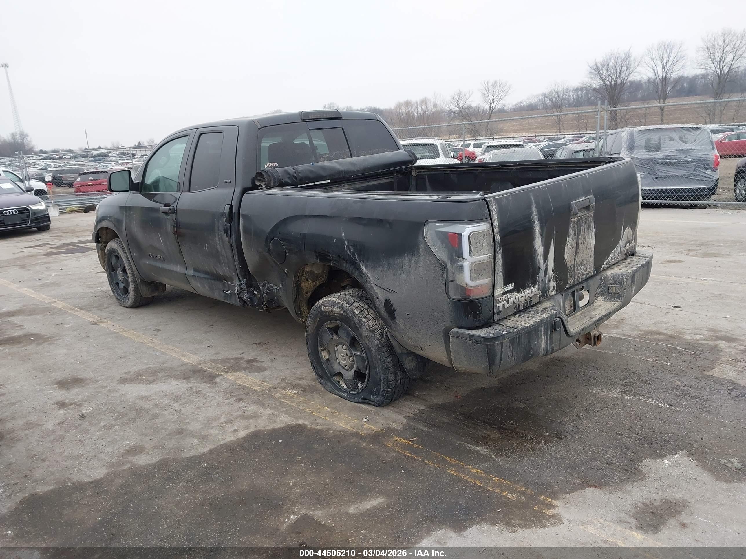 TOYOTA TUNDRA image 3