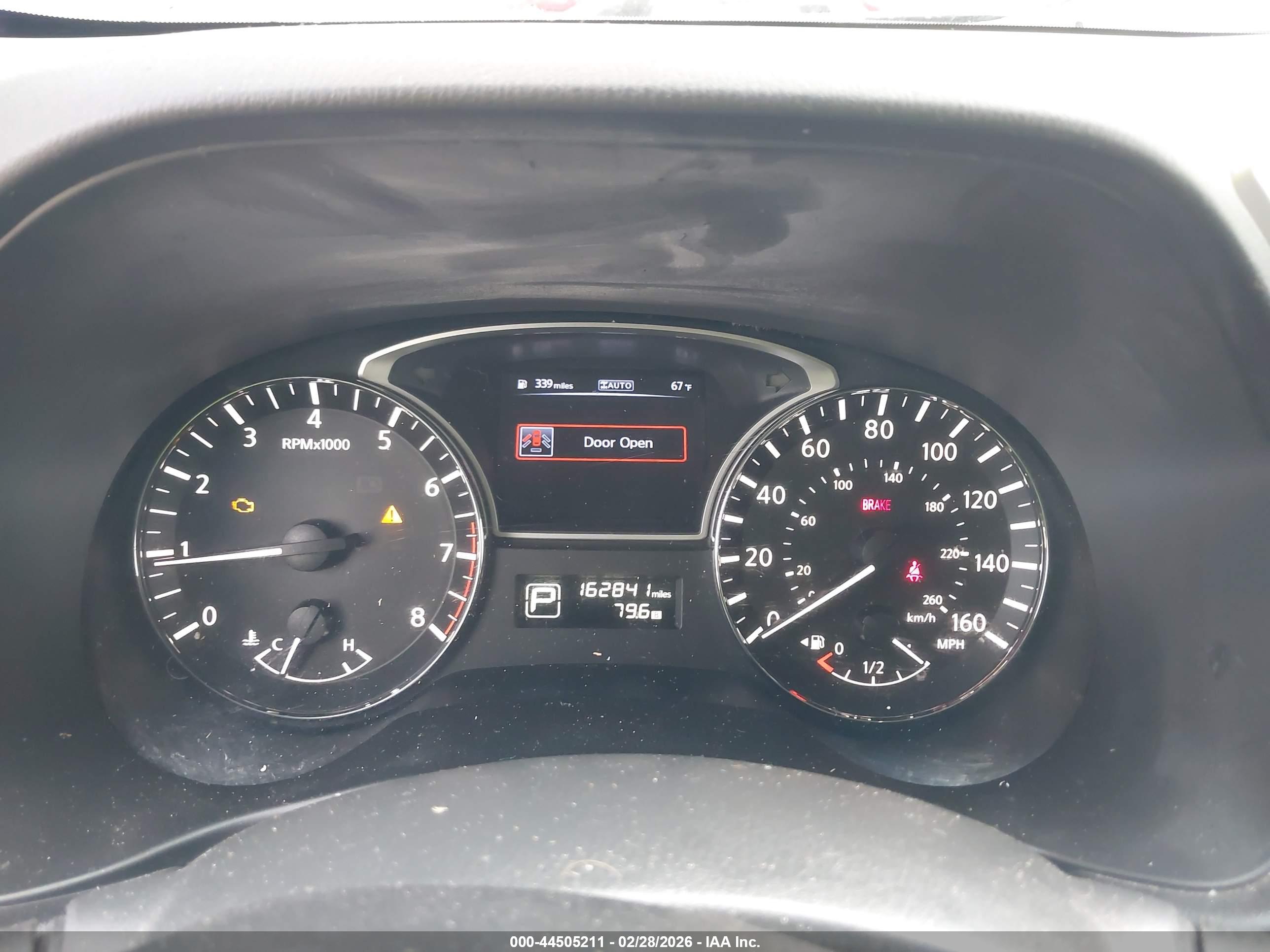 NISSAN PATHFINDER image 7